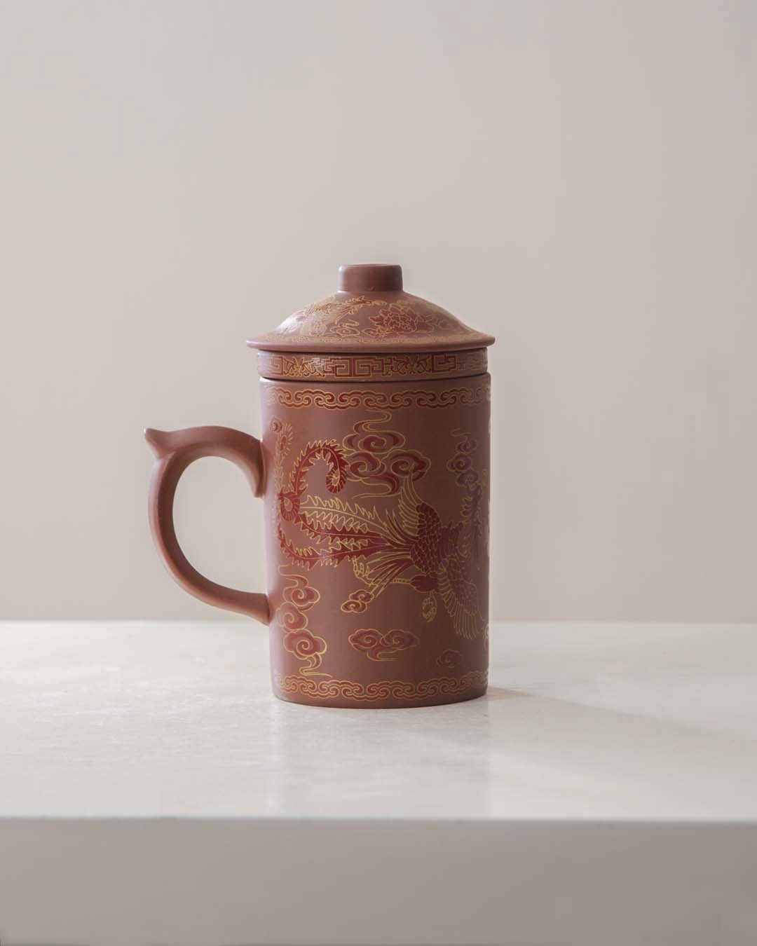 'Dragon' Stoneware Lidded Mug - Brown