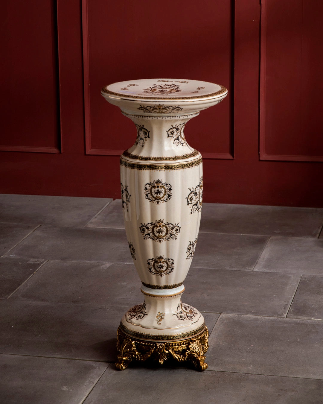 'Imperial Grace' Ornamental Vase With Pedestal Stand