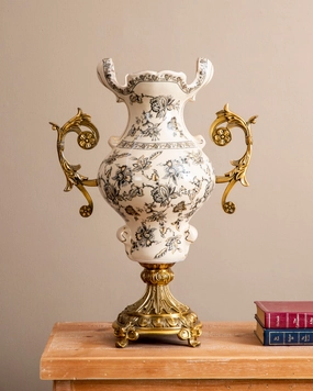 'Royal Noir' Victorian Ornamental Vasehome decor ,wall decor 