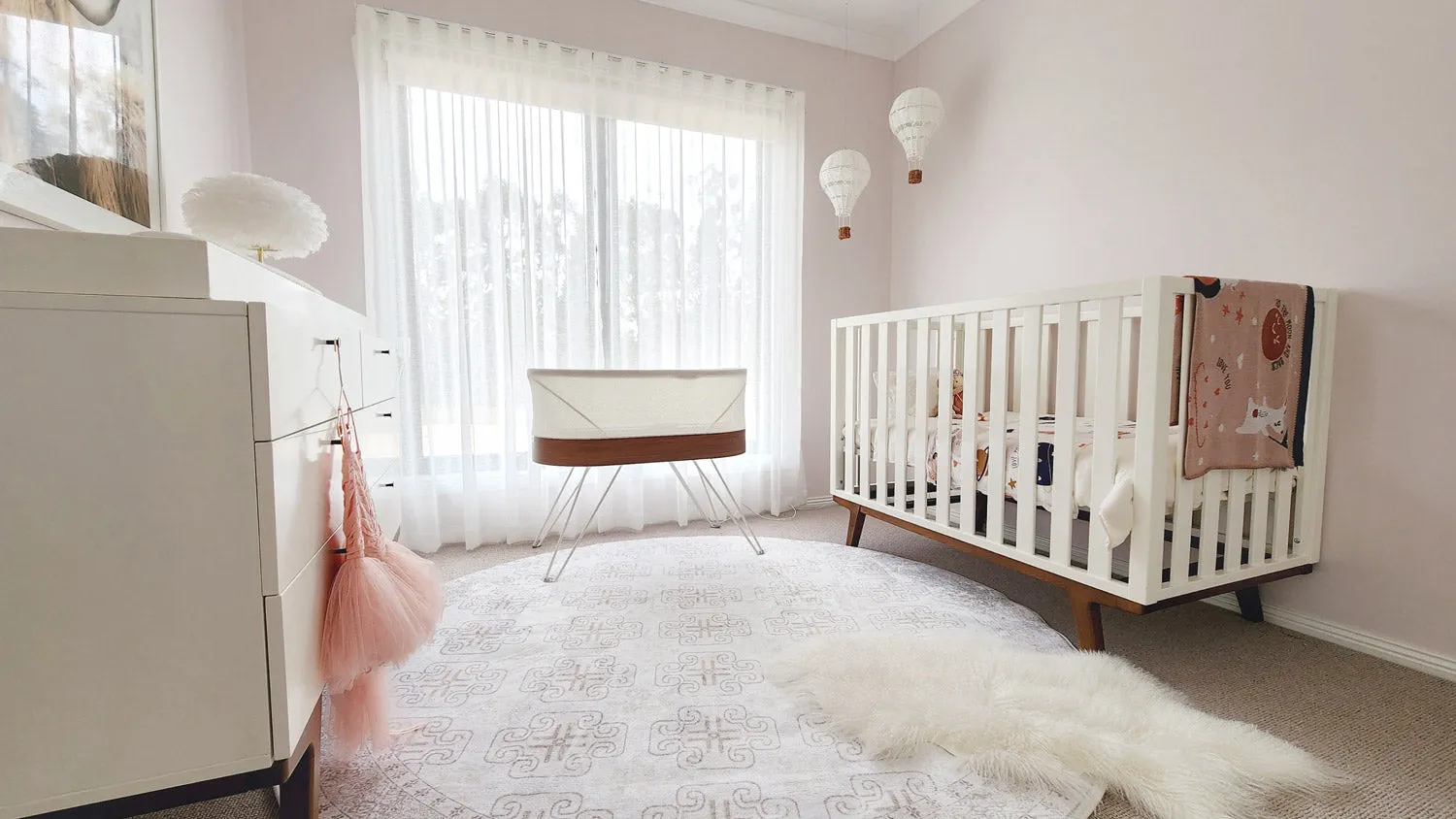 Aggy Pink Neutral Plush Rollie Pollie Round Playmat