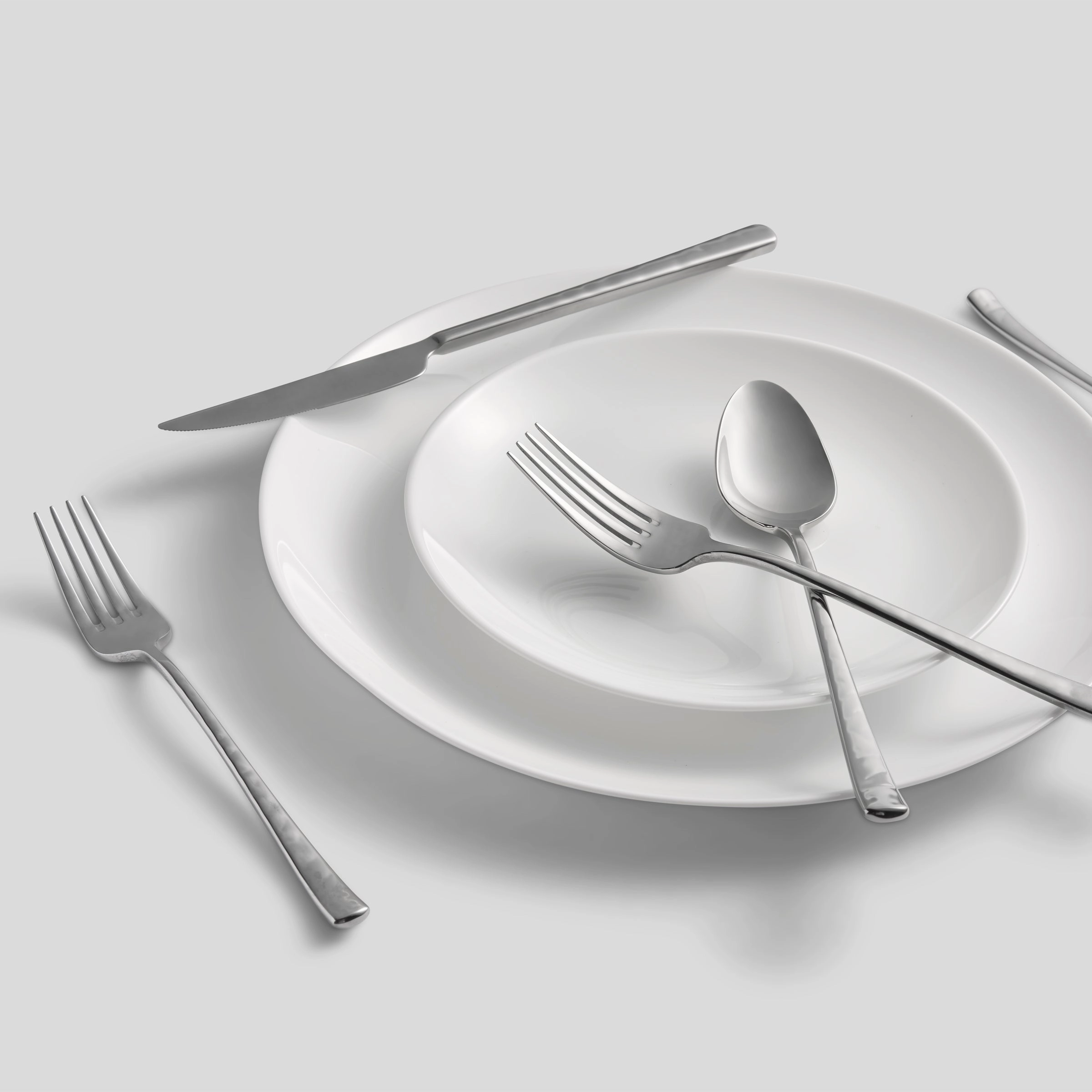 Almada Mirror 20 Piece Flatware Set