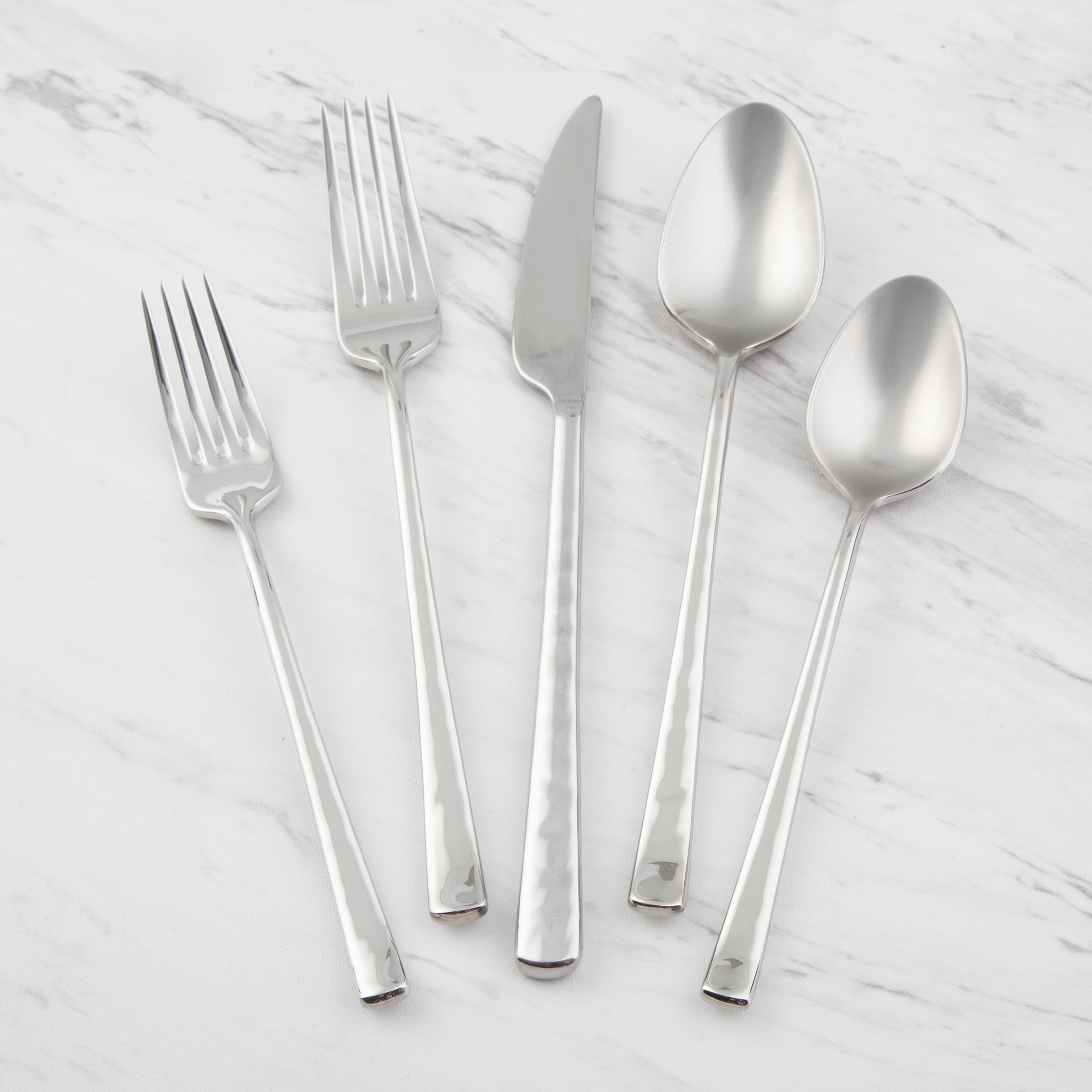 Almada Mirror 20 Piece Flatware Set
