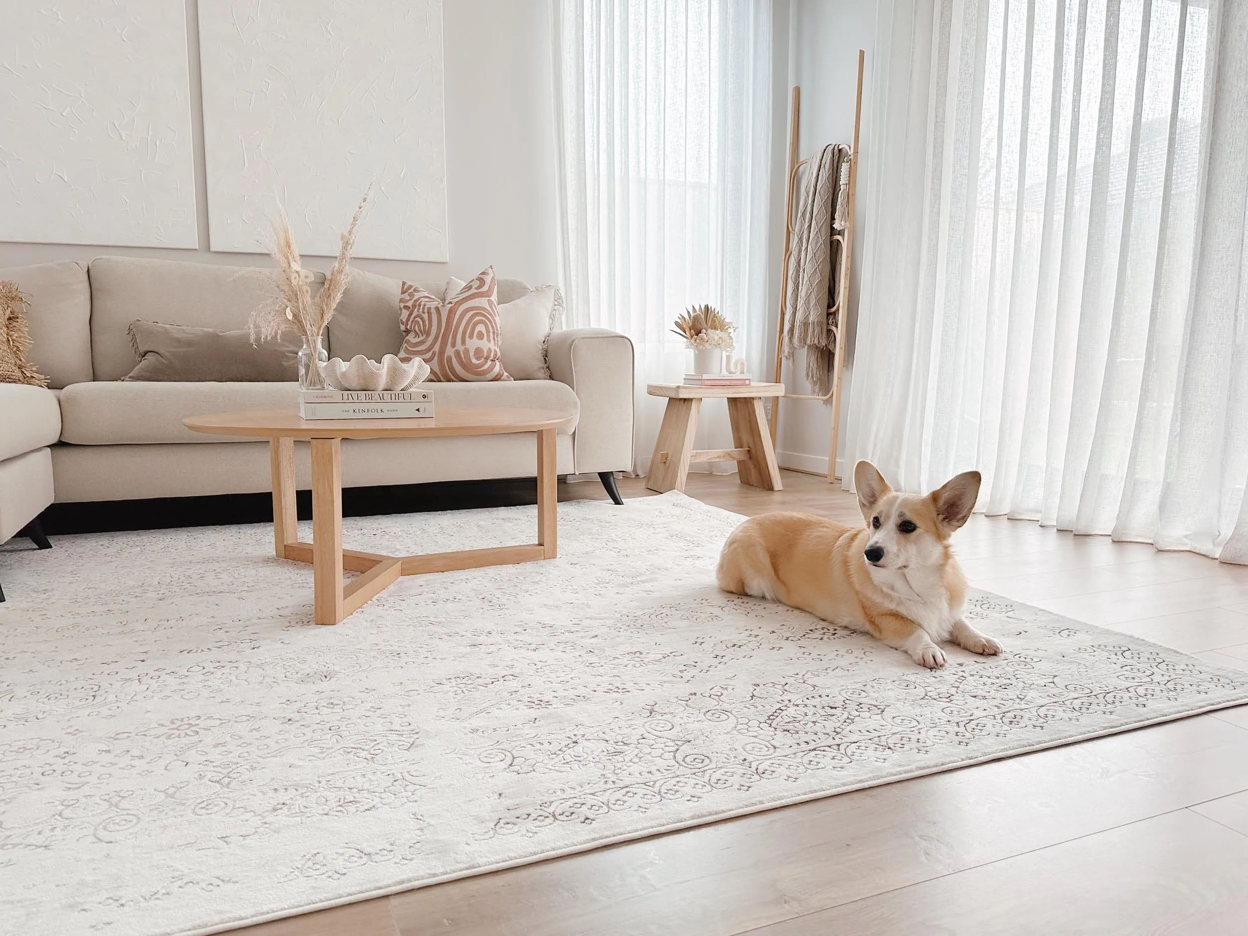 Amelia Cream Ivory and Brown Traditional Floral Rug *NO RETURNS UNLESS FAULTY