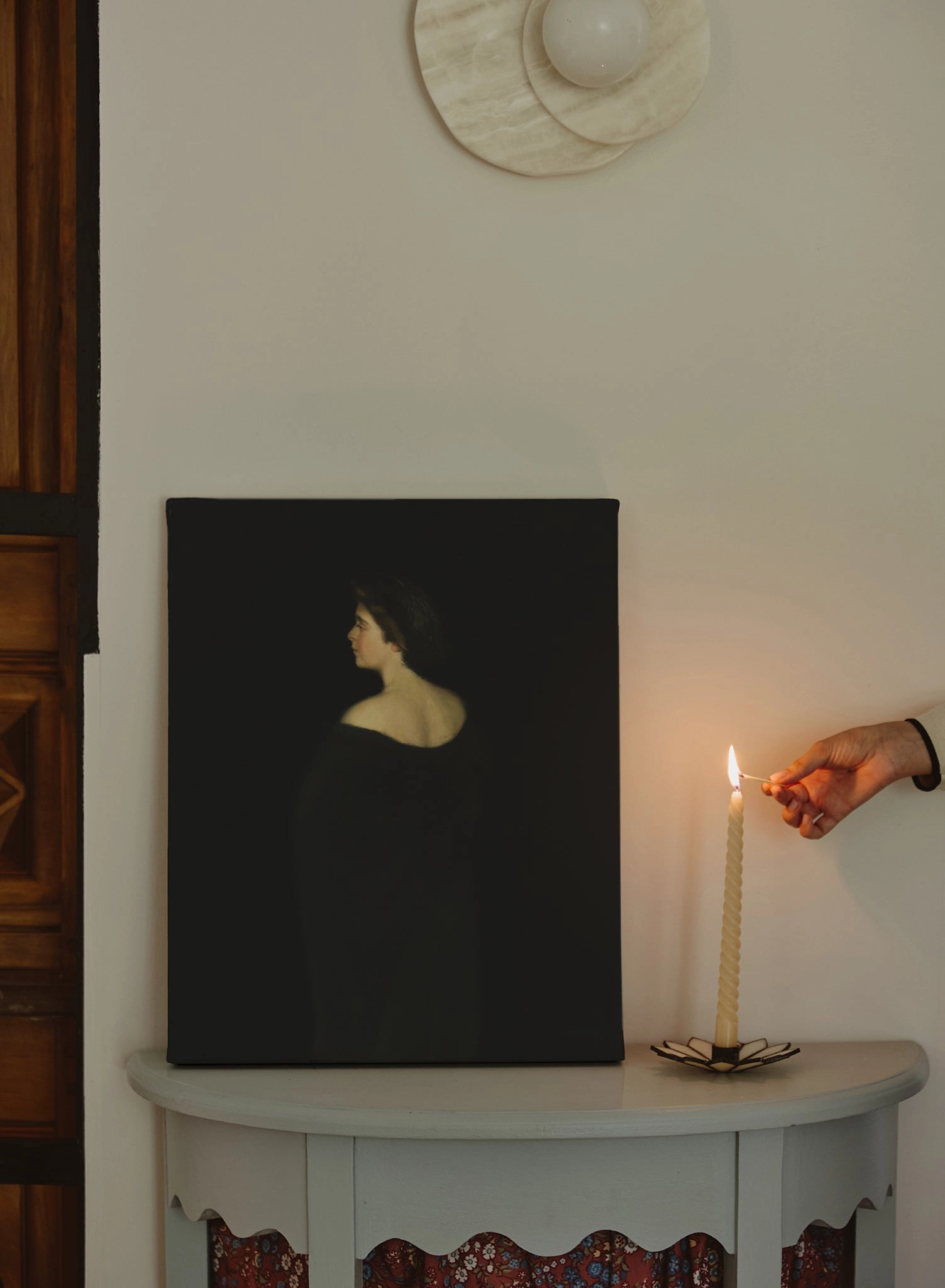 Among the Shadows, Canvas