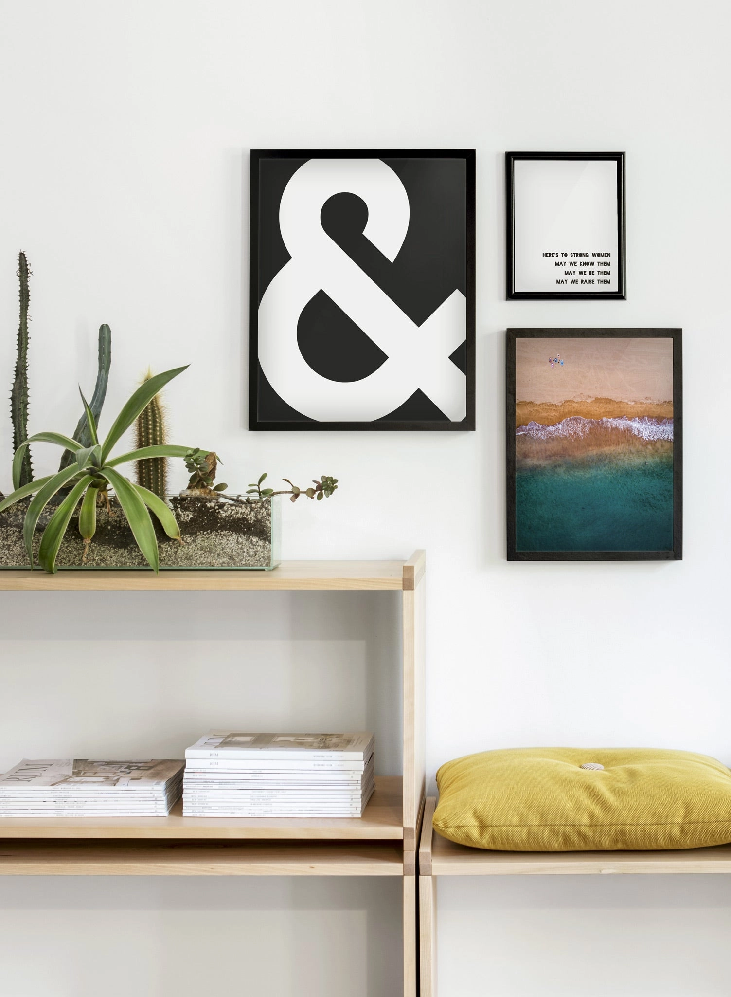 Ampersand, Poster