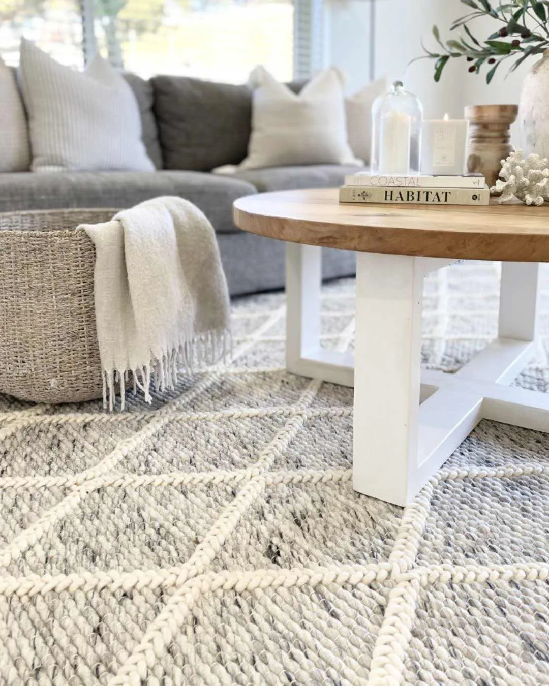Anja Grey and Ivory Lattice Wool Rug