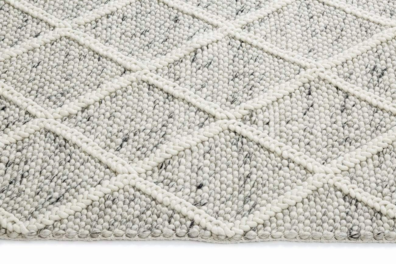 Anja Grey and Ivory Lattice Wool Rug