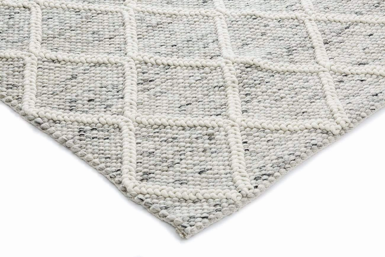 Anja Grey and Ivory Lattice Wool Rug