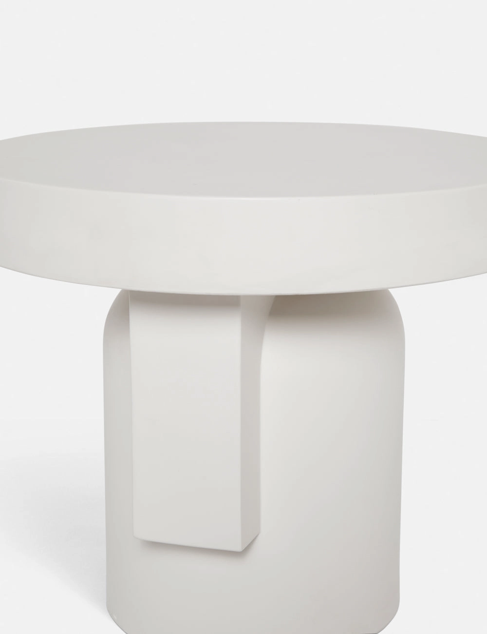 Anja Indoor / Outdoor Round Side Table