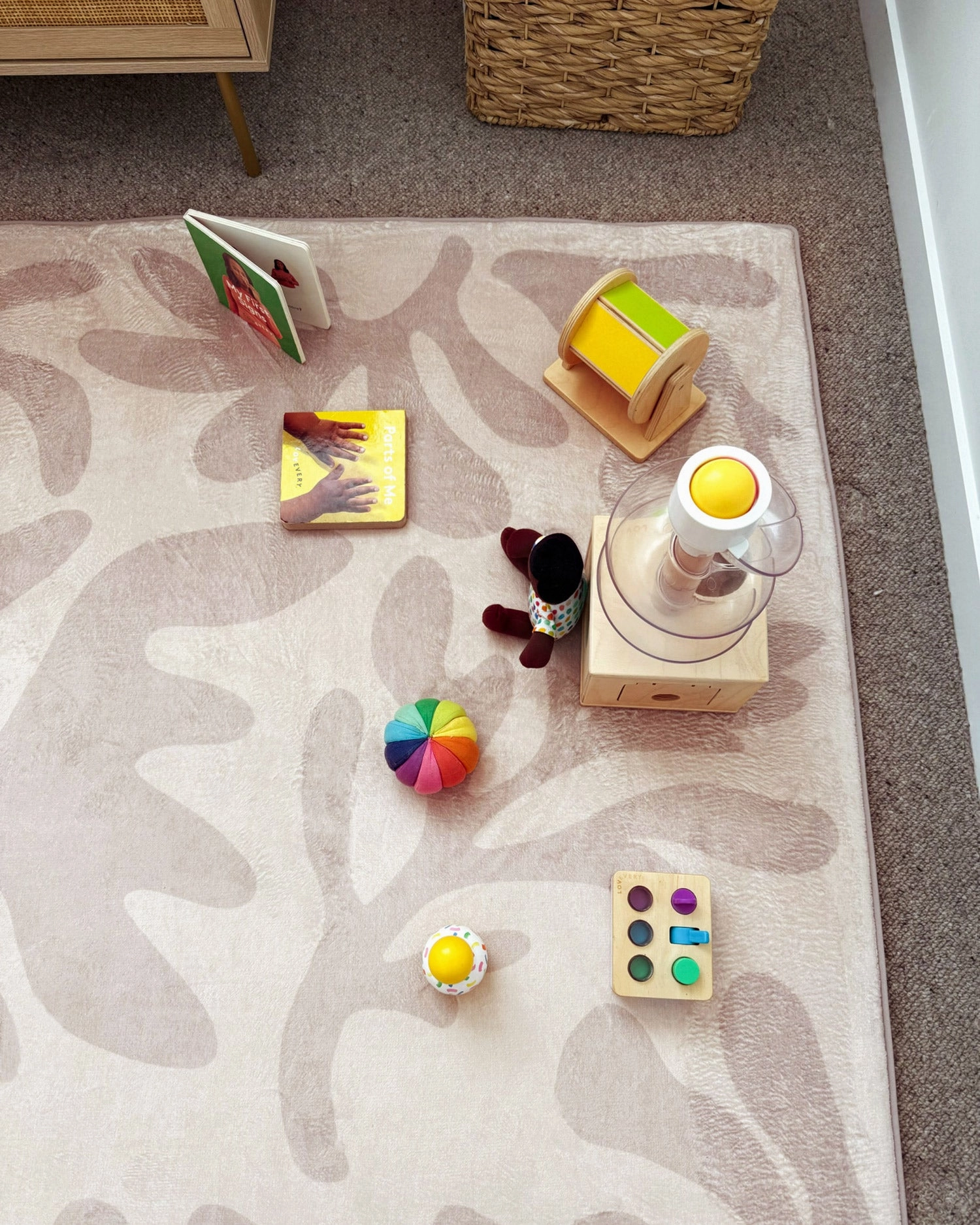 Antem Cream Beige Shapes Rollie Pollie Playmat