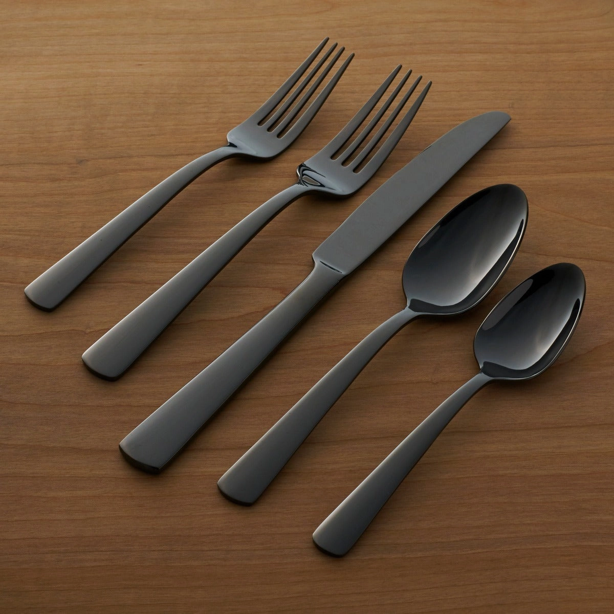 Aptitude Midnight Mirror 23 Piece Flatware Set