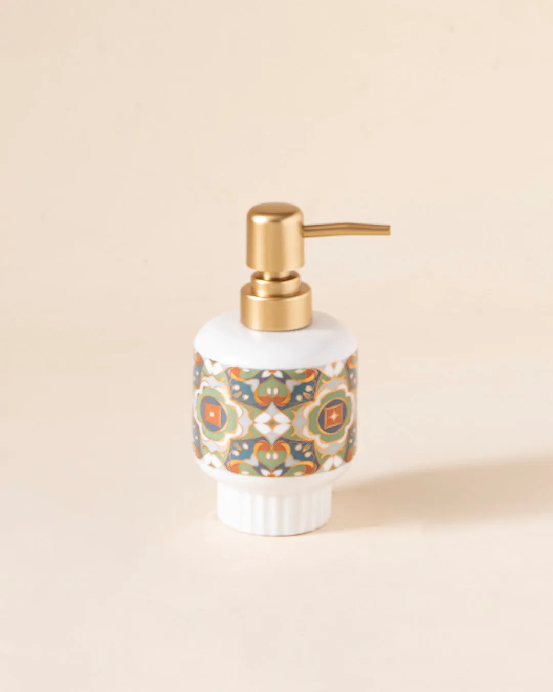 Arabesque 4-Piece Bath Set
