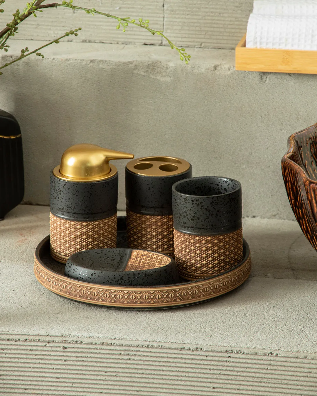 Artisan Textured 5-Piece Bath Set - Blackbathroom decor,boho bathroom decor,minimalist bathroom decor