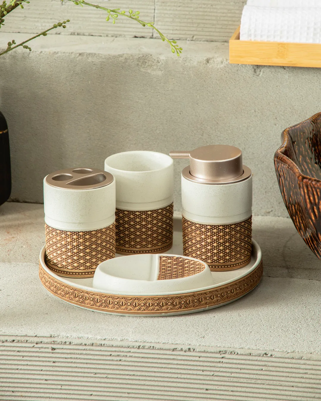Artisan Textured 5-Piece Bath Set - Whitebathroom decor,boho bathroom decor,minimalist bathroom decor