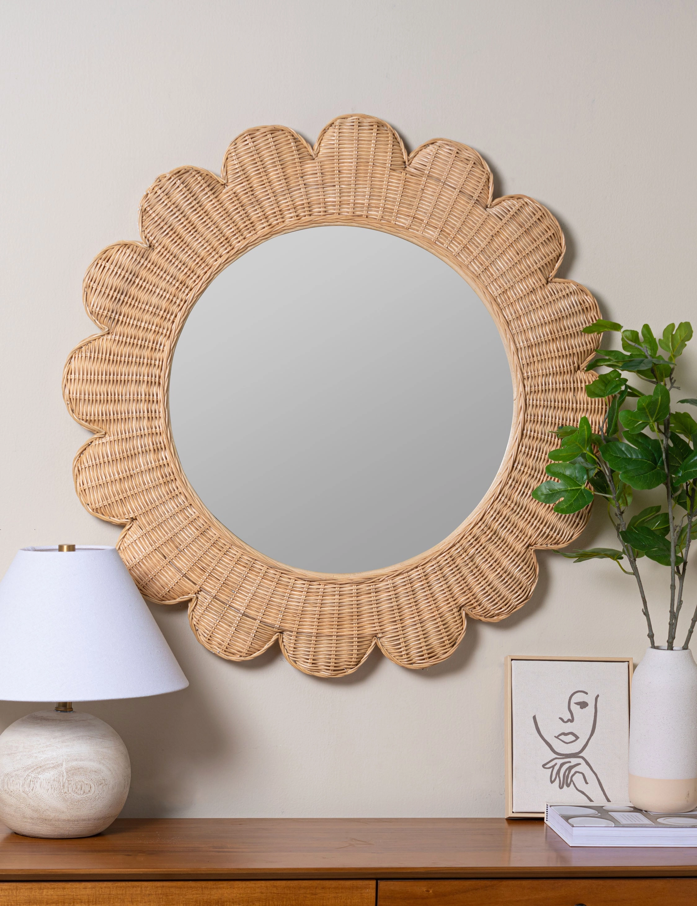 Asha Round Mirrornordic style wall decor
