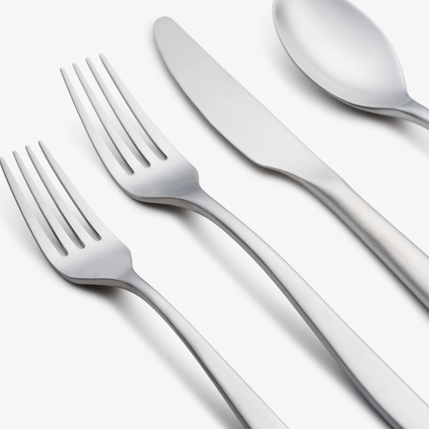 Averie Satin 20 Piece Flatware Set