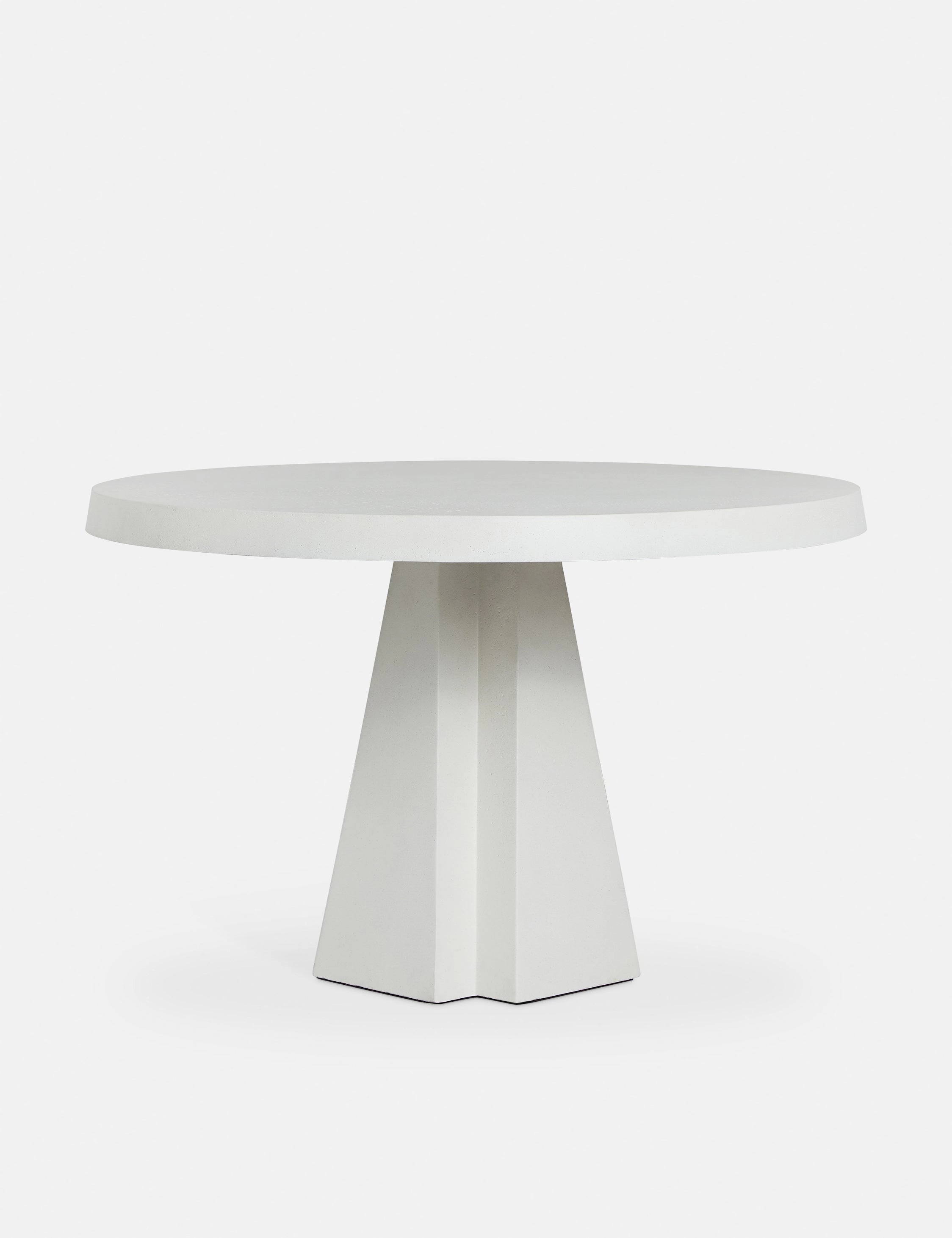 Avila Indoor / Outdoor Round Dining Table