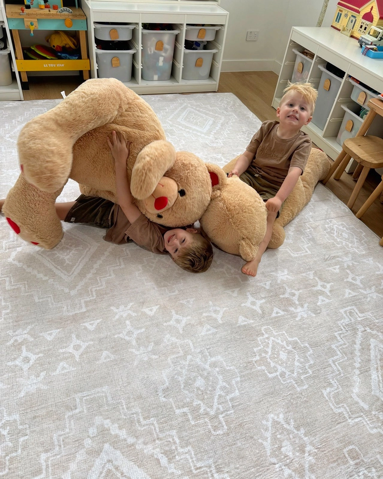 Ayah Neutral Plush Rollie Pollie Playmat