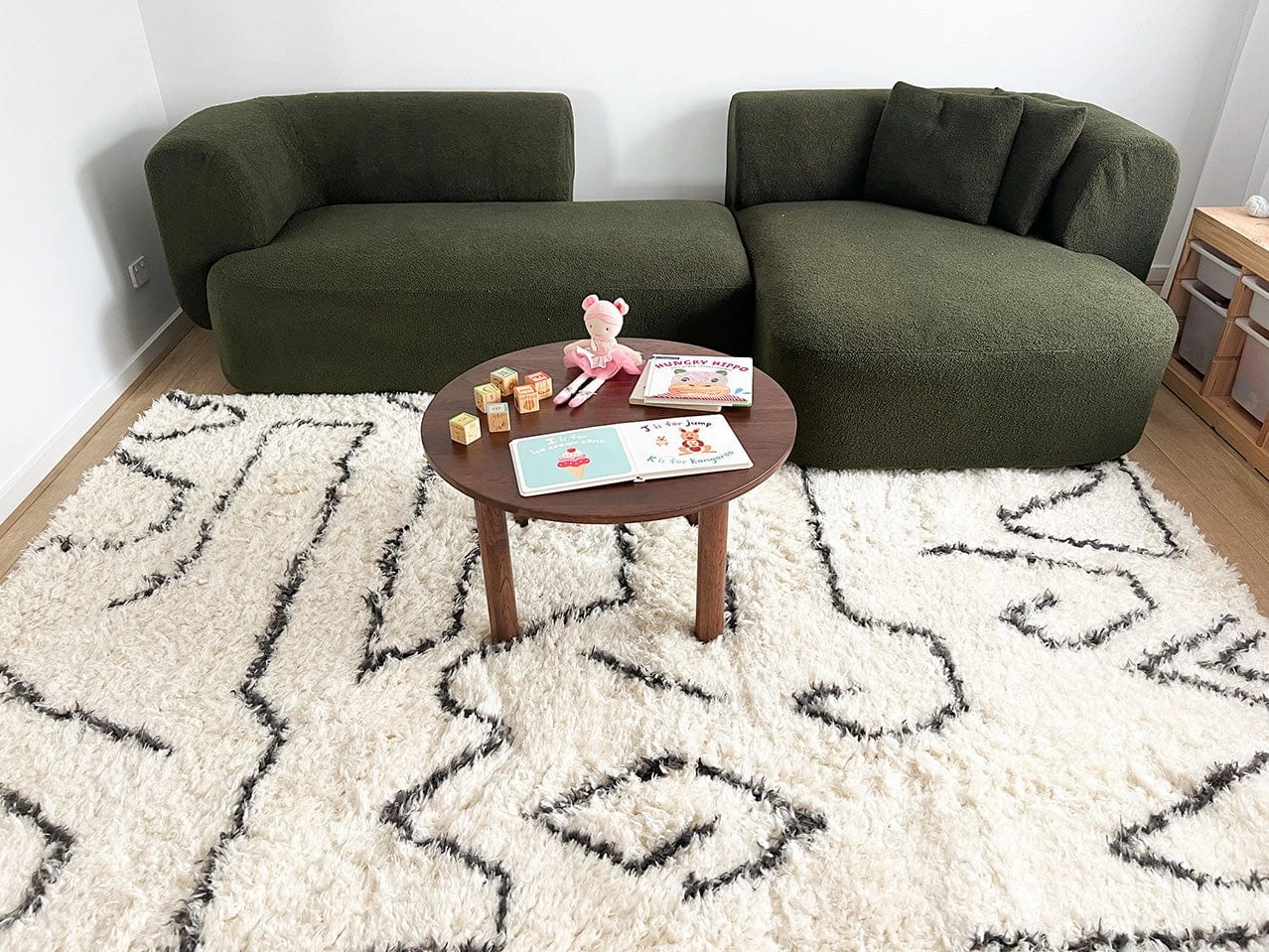 Batola Cream & Black Tribal Shag Rug *NO RETURNS UNLESS FAULTY