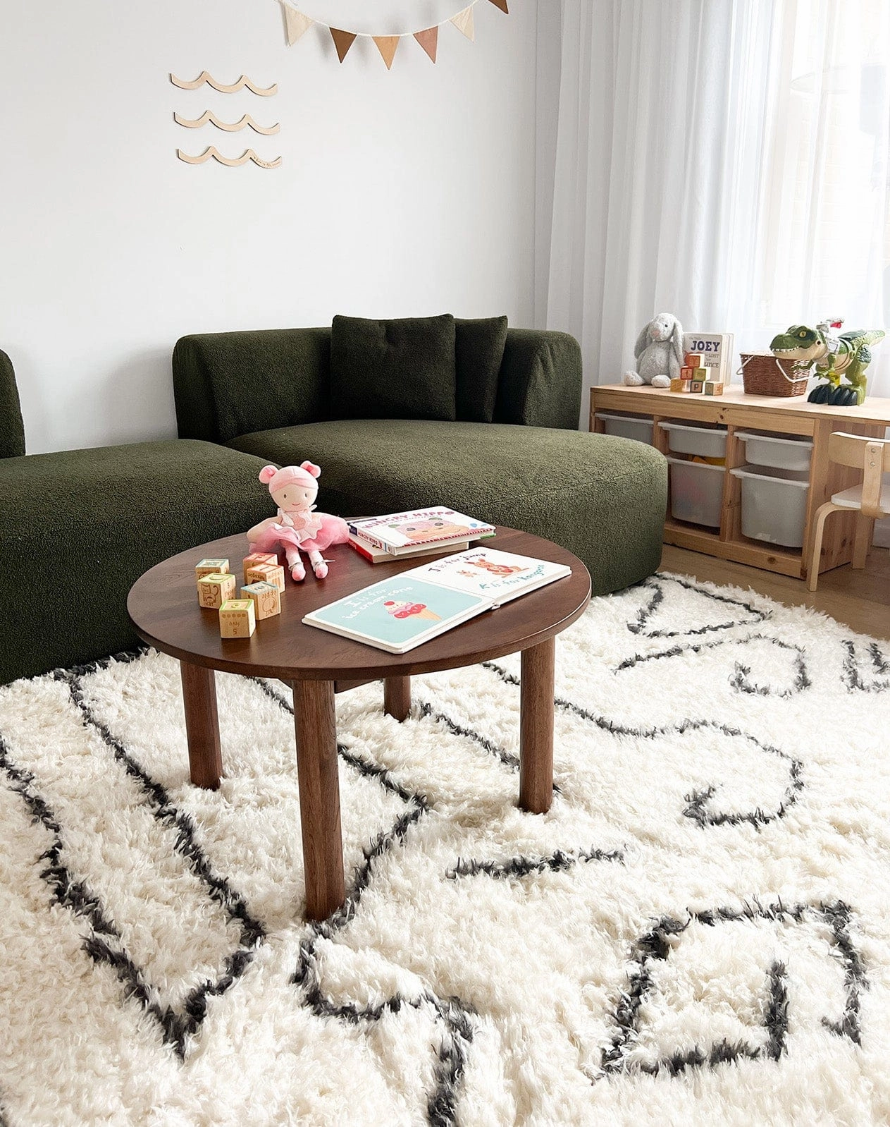 Batola Cream & Black Tribal Shag Rug *NO RETURNS UNLESS FAULTY
