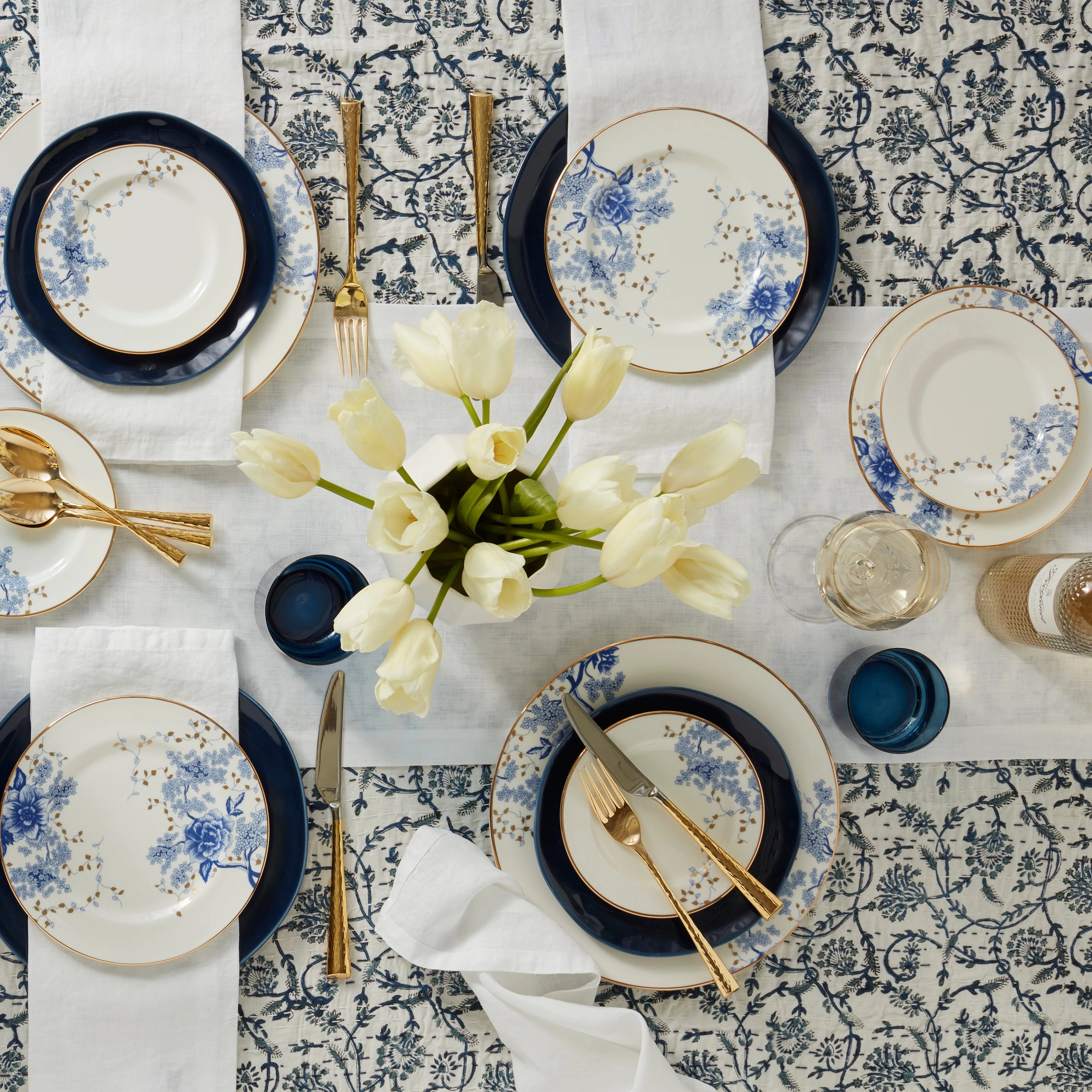 Bay Colors Blue Accent Plates - Set of 4