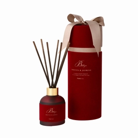 Beltheque Room Fragrance Reddecorative vase ,Modern Ceramic Vase for Home Decoration 