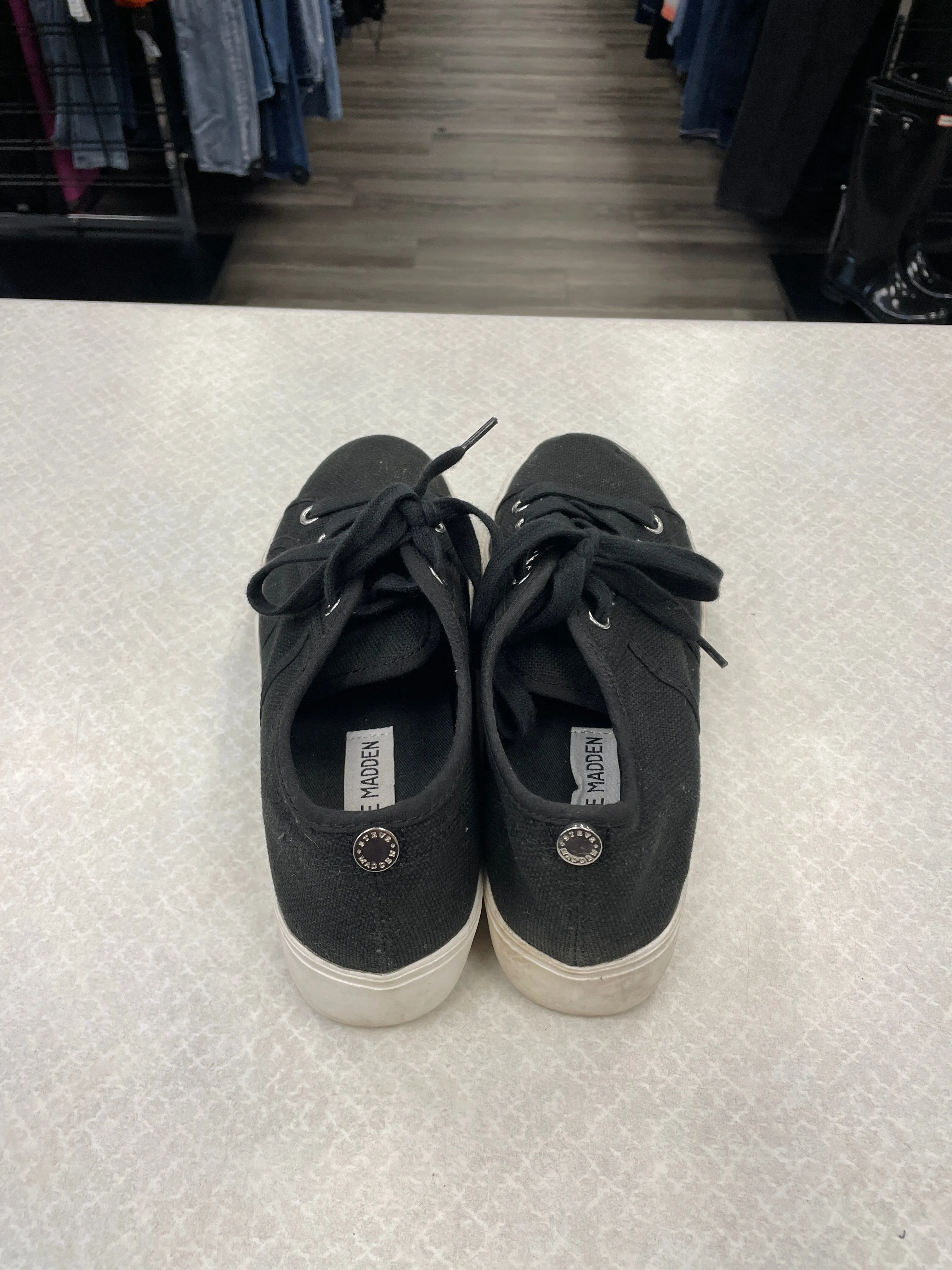 Black & White Shoes Sneakers Platform Steve Madden, Size 6.5 steve madden