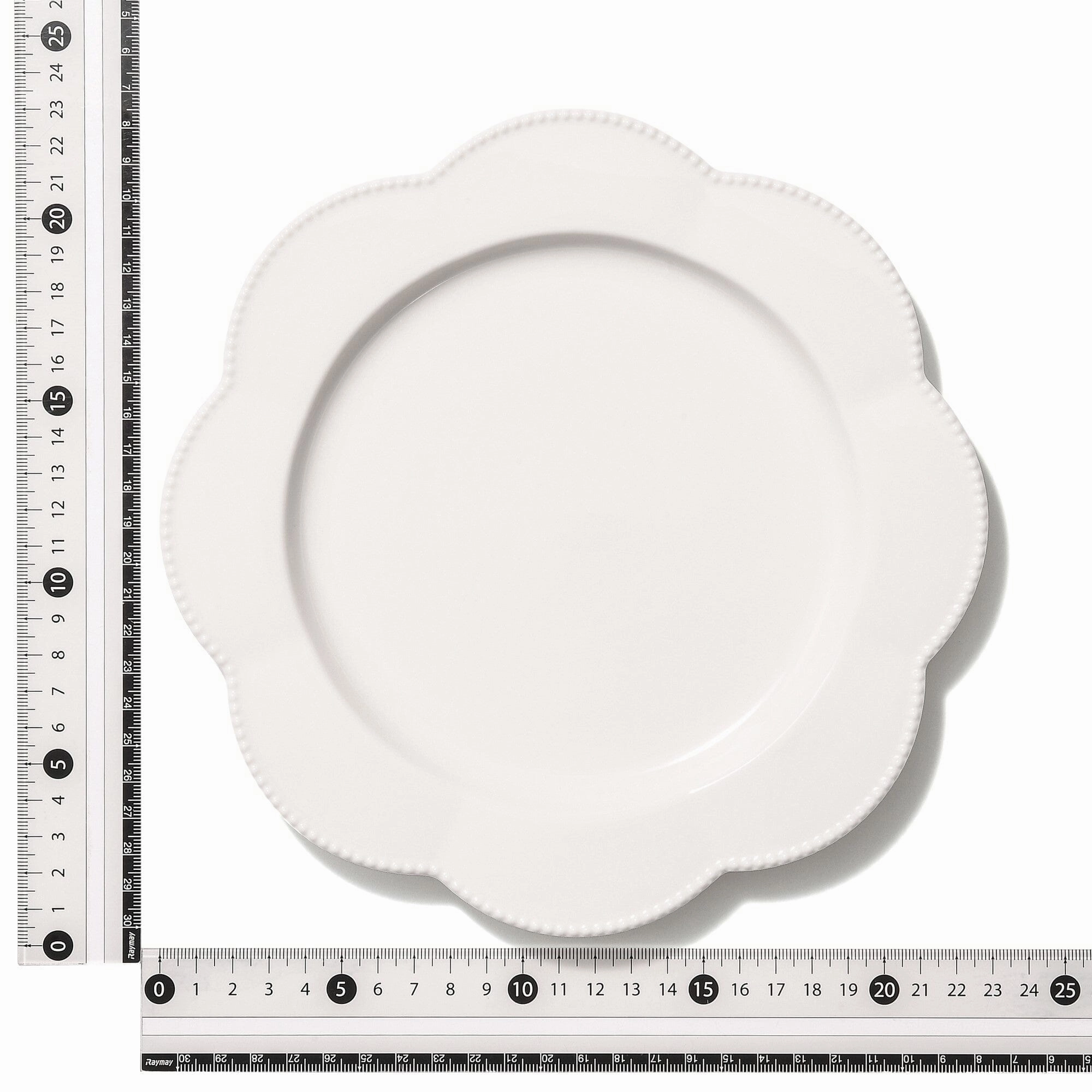 Blanche Plate Medium Flower White