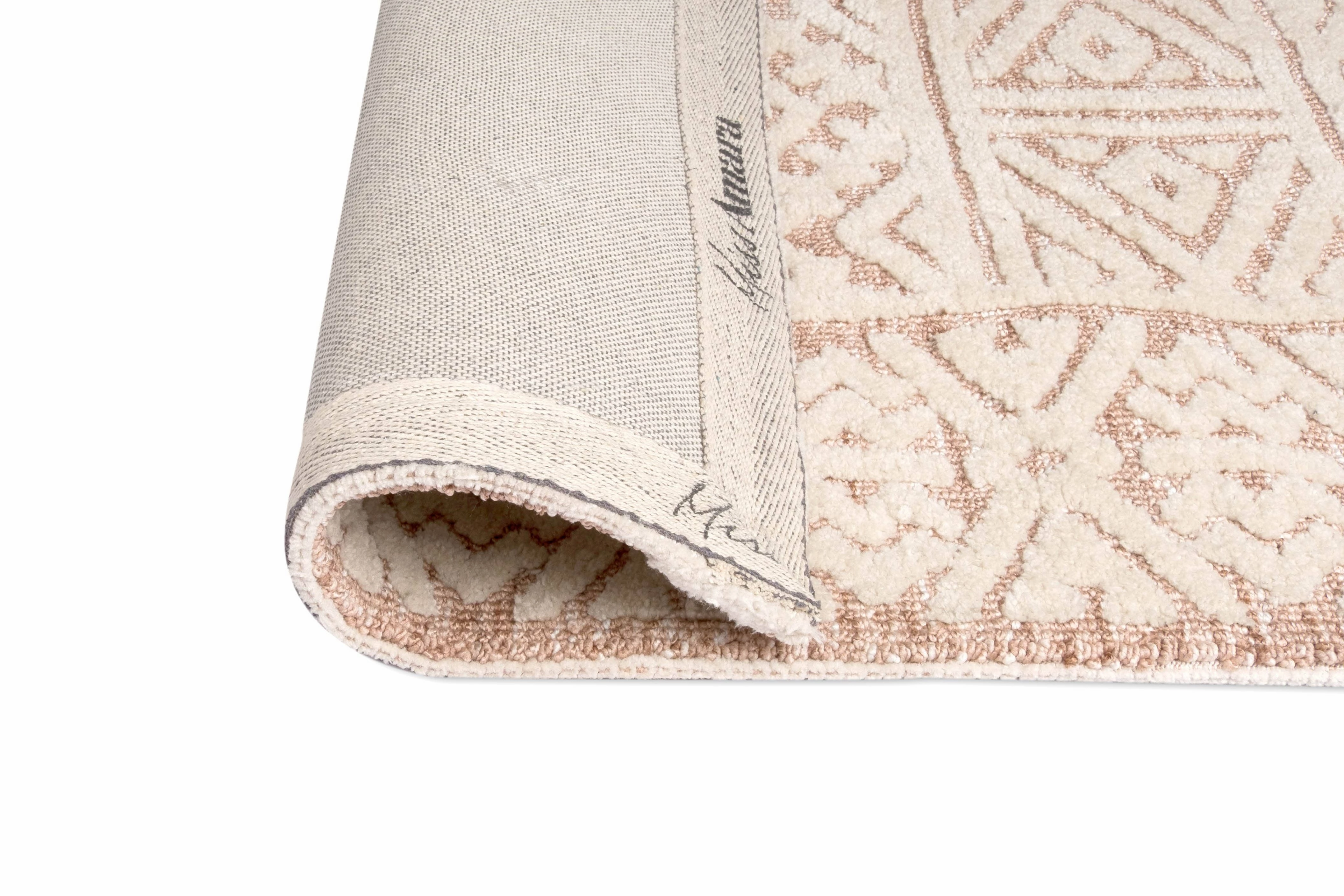 Bobbie Peach and Ivory Runner Rug *NO RETURNS UNLESS FAULTY