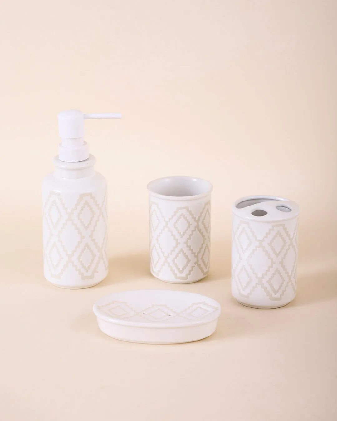 Bohemian 4-Piece Bath Set - White