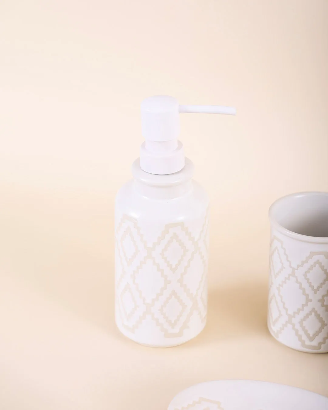 Bohemian 4-Piece Bath Set - White