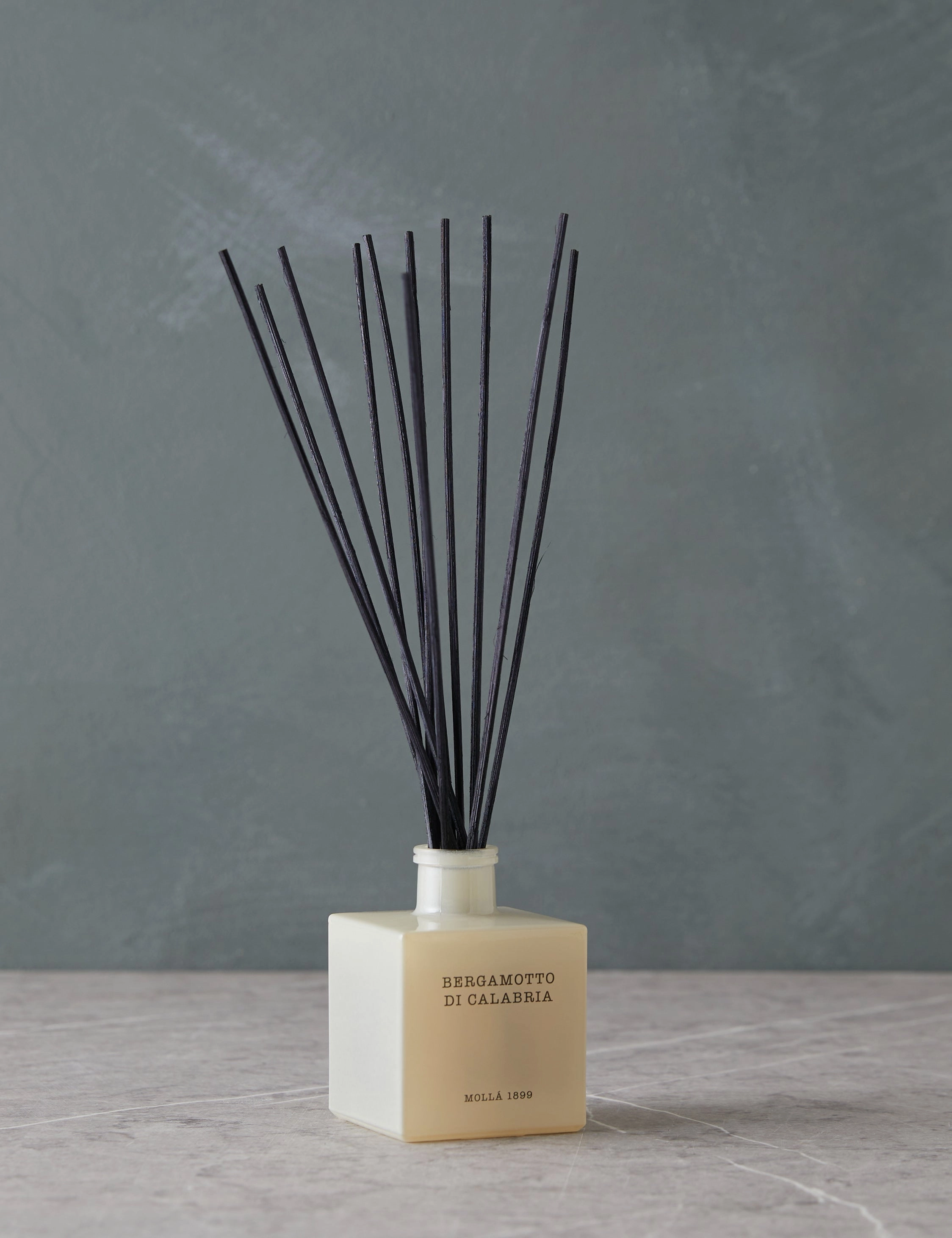 Boutique Fragrance by Cereria Molla