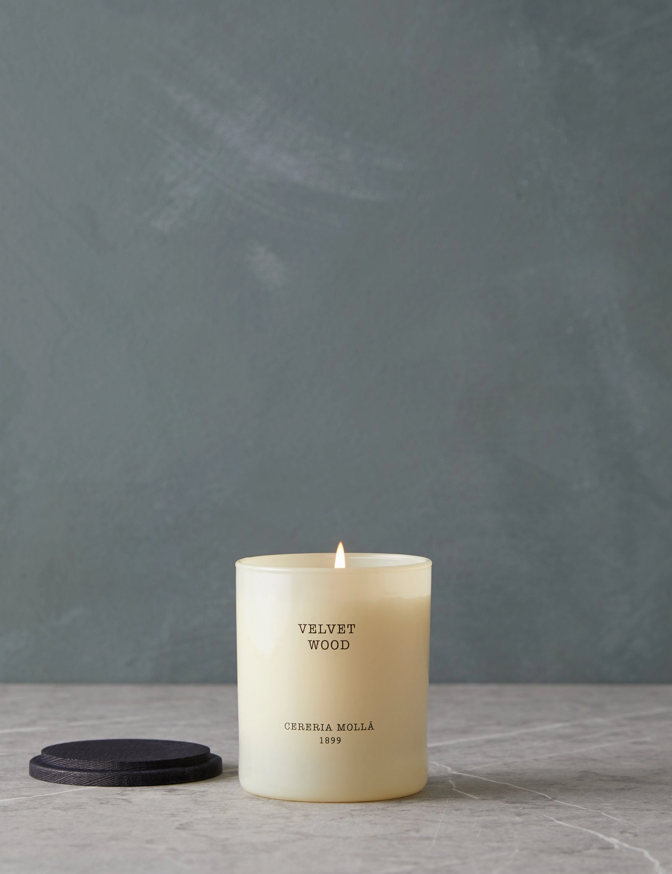 Boutique Fragrance by Cereria Molla