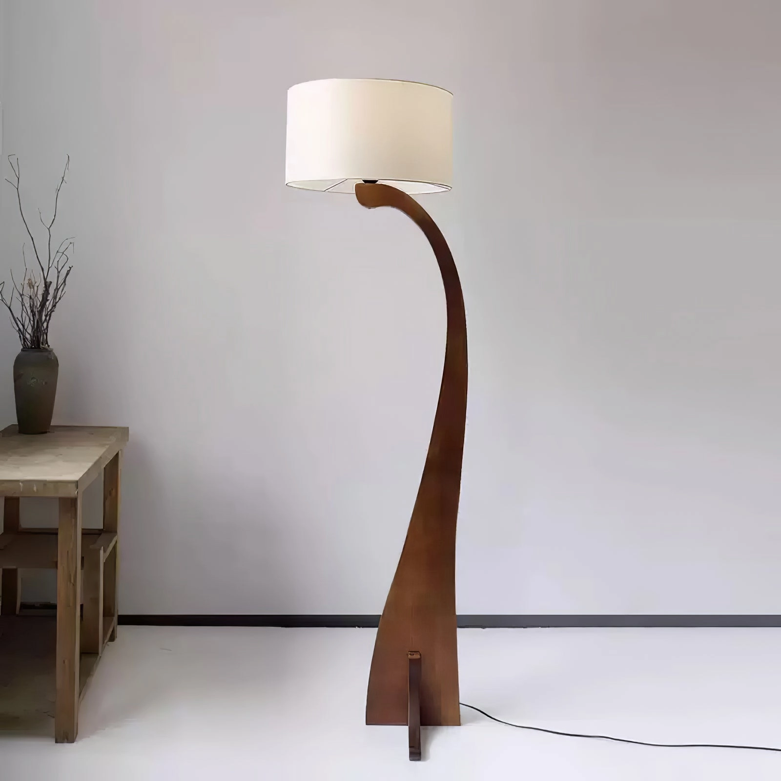 Bow Curve Floor Lamp