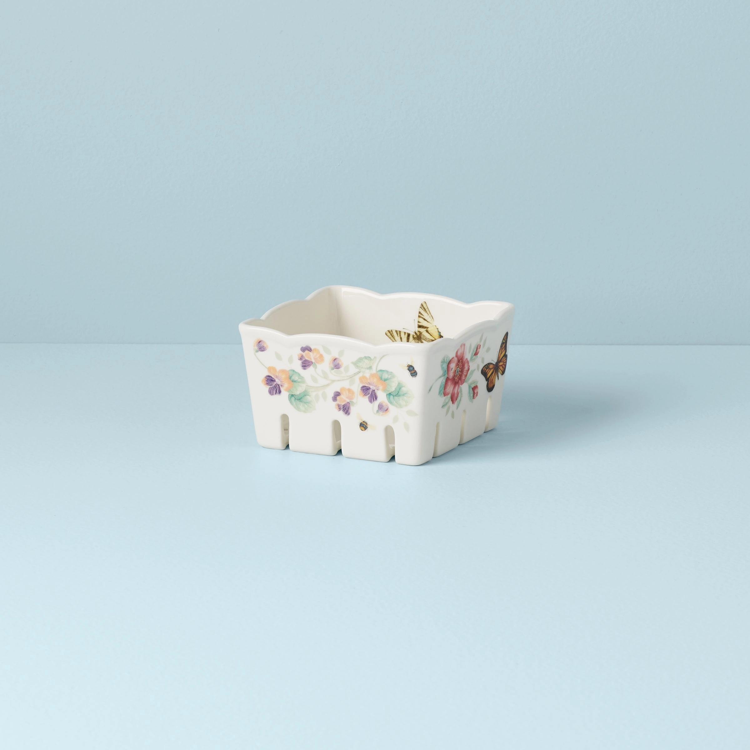 Butterfly Meadow Berry Bowlafternoon tea dessert tray