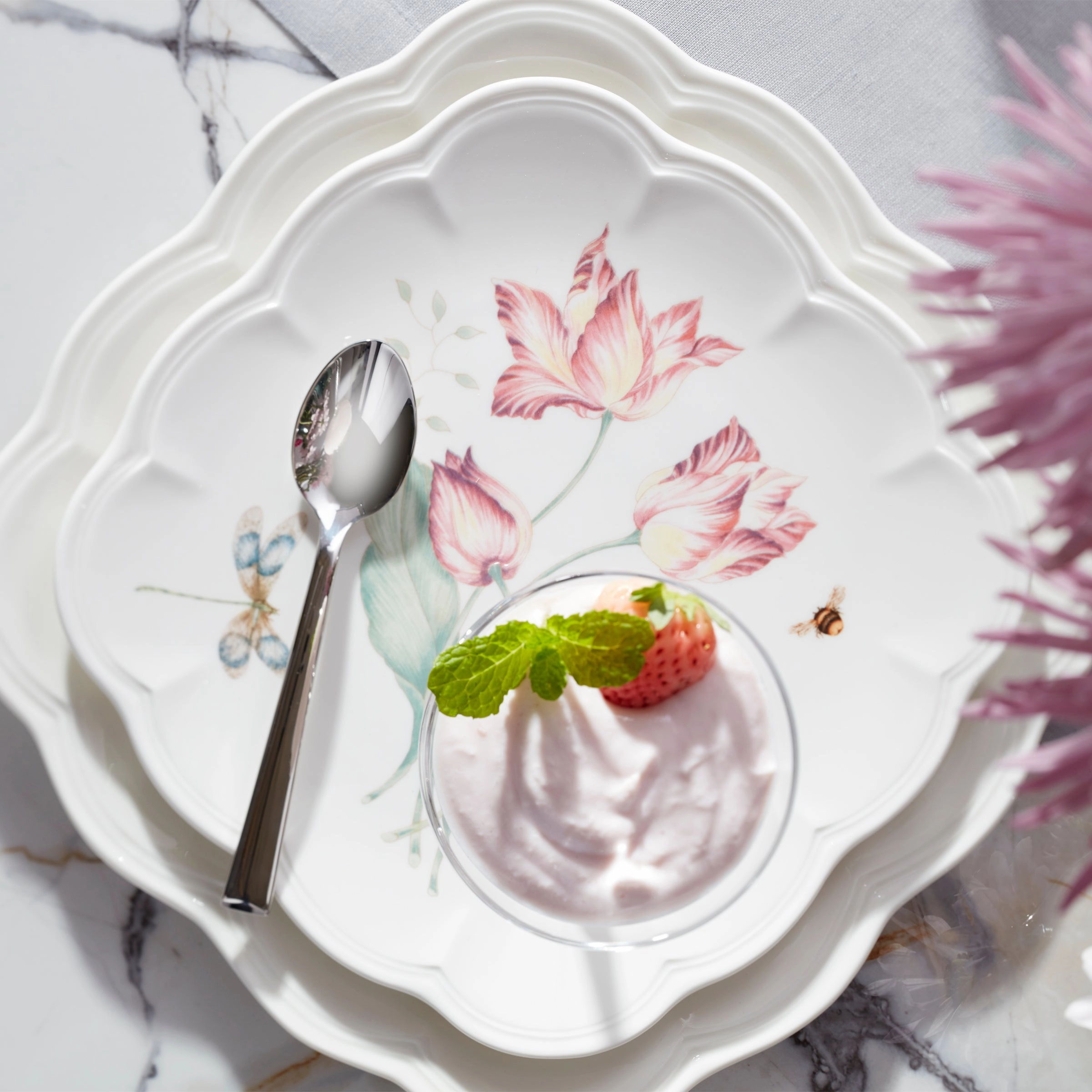 Butterfly Meadow Square 18-Piece Dinnerware Set