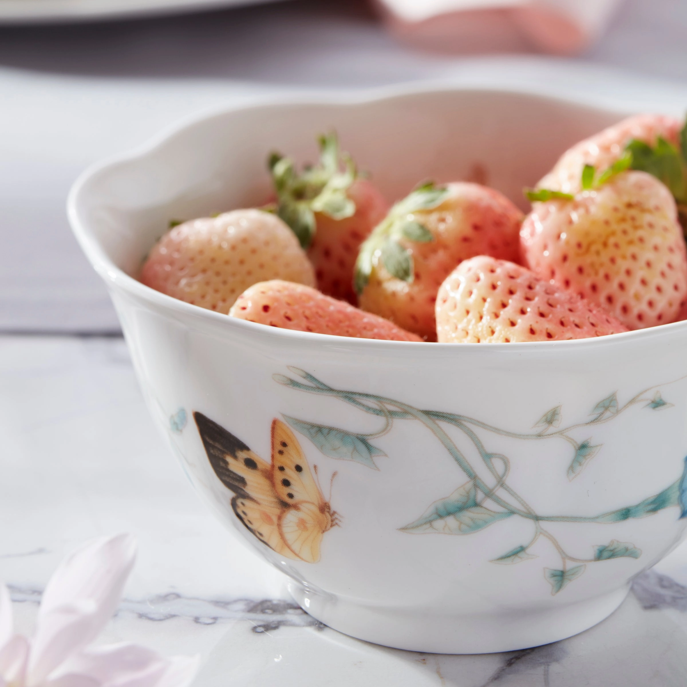 Butterfly Meadow Square 18-Piece Dinnerware Set