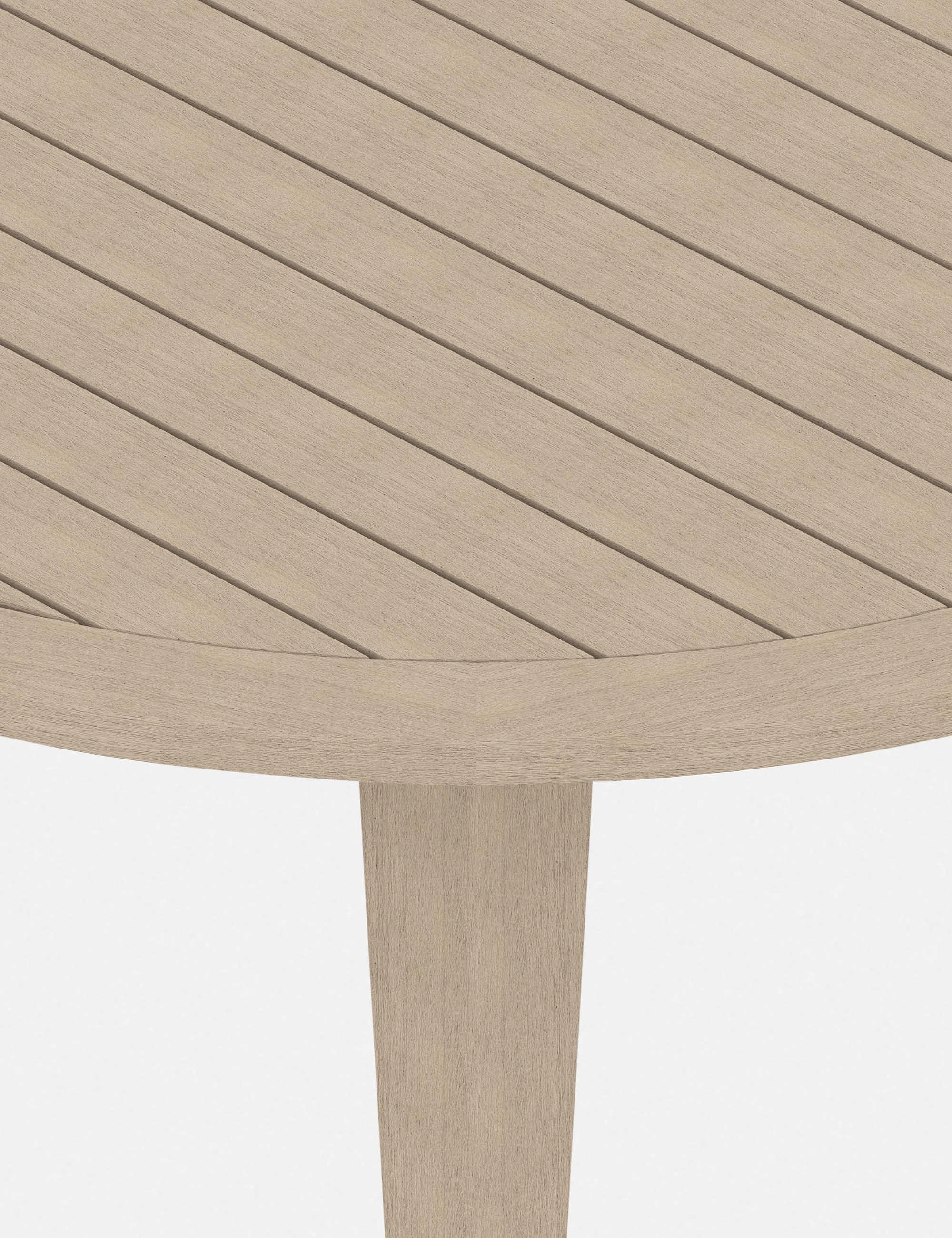 Cadenza Indoor/Outdoor Round Dining Table