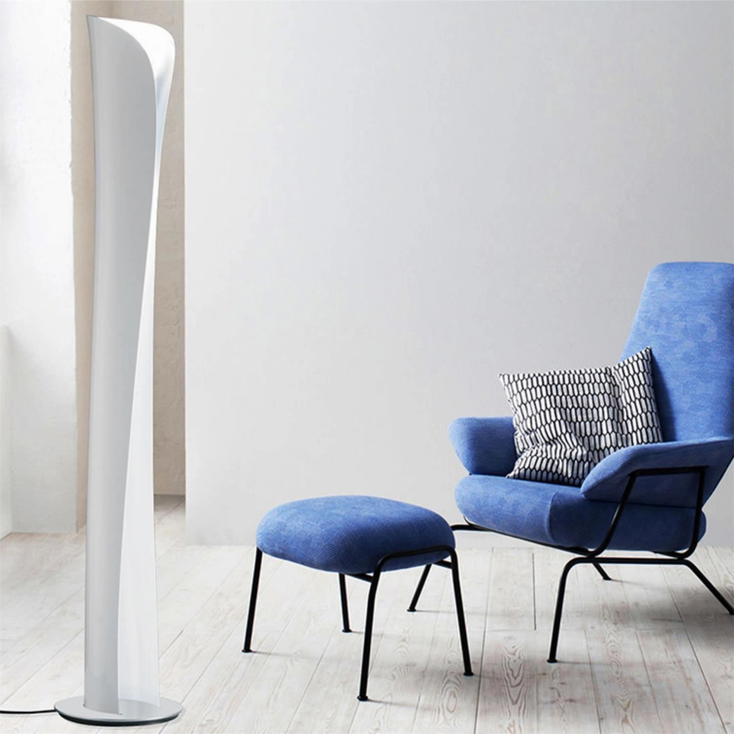 Cadmo Floor Lamp