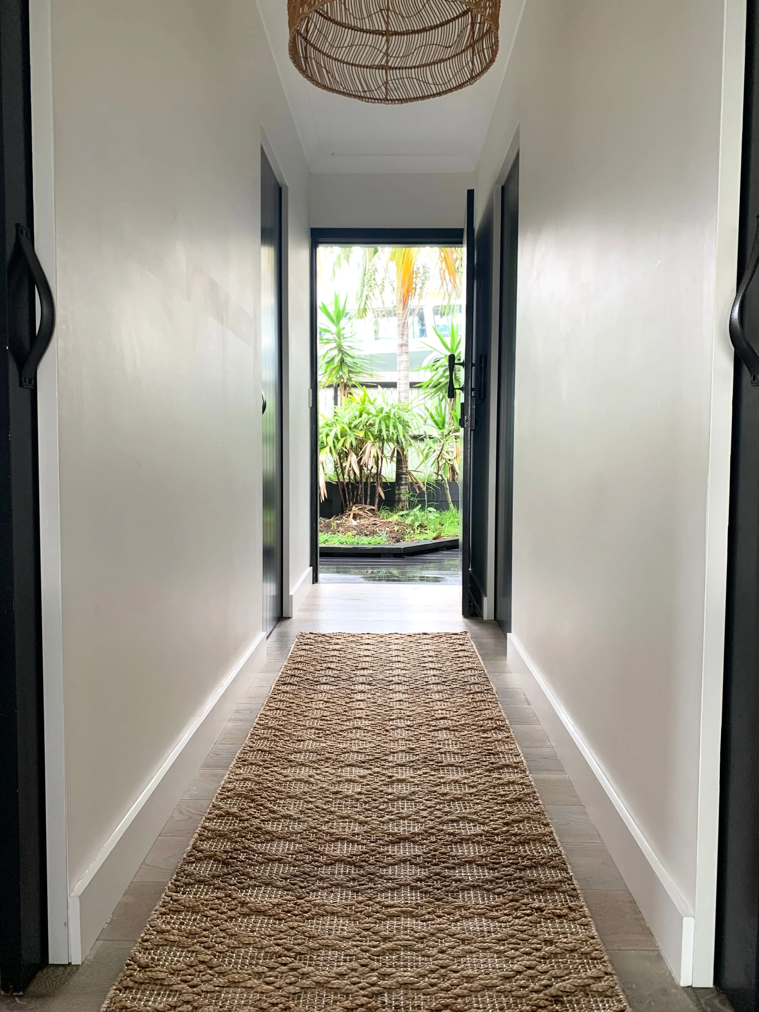 Callie Tribal Natural Diamond Jute Runner Rug *NO RETURNS UNLESS FAULTY