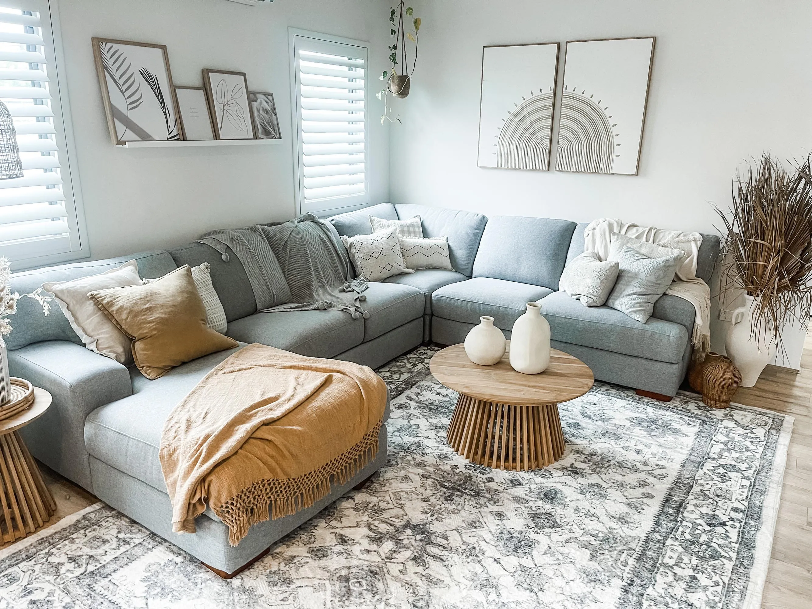 Calliope Grey and Ivory Distressed Washable Rug *NO RETURNS UNLESS FAULTY