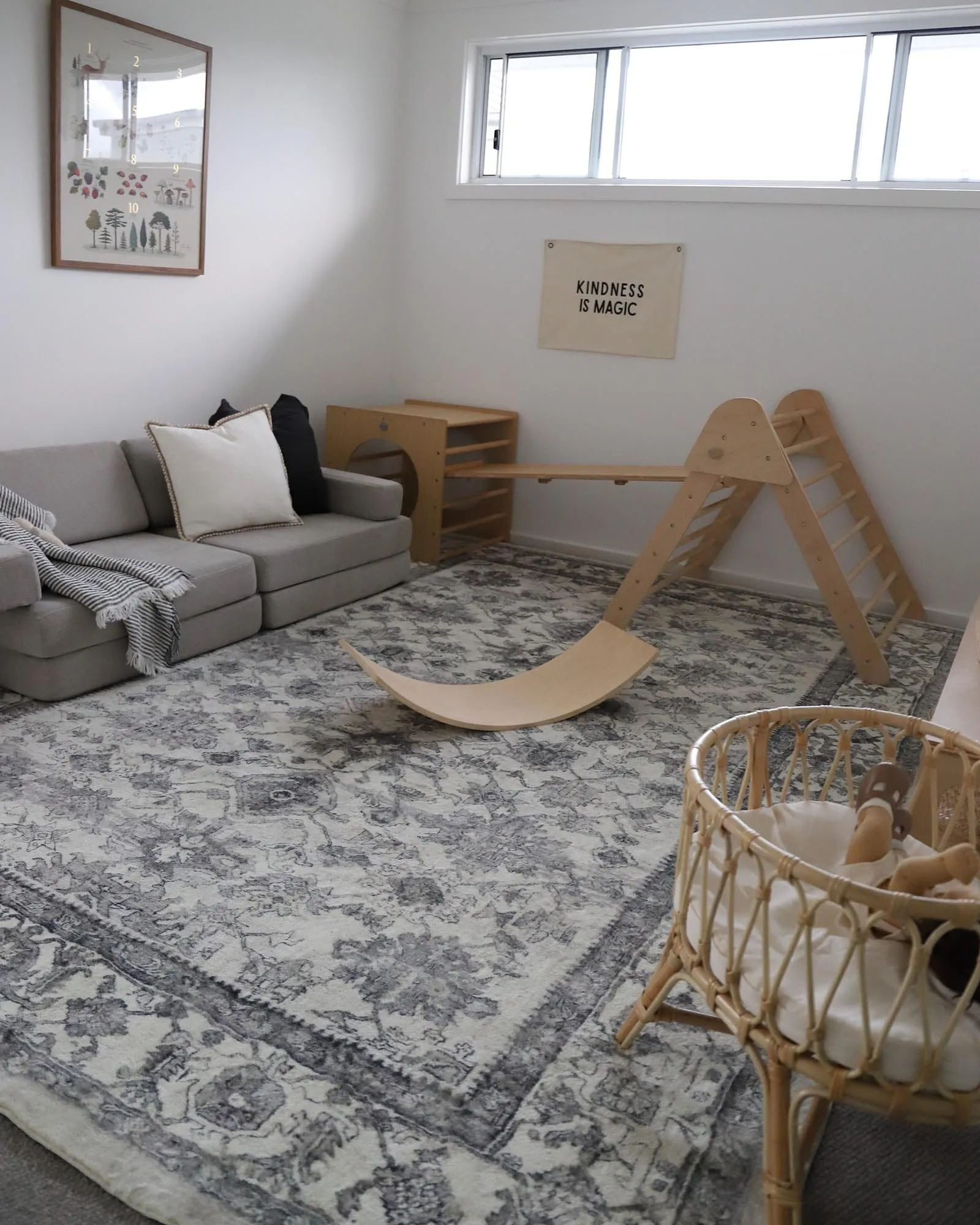 Calliope Grey and Ivory Distressed Washable Rug *NO RETURNS UNLESS FAULTY