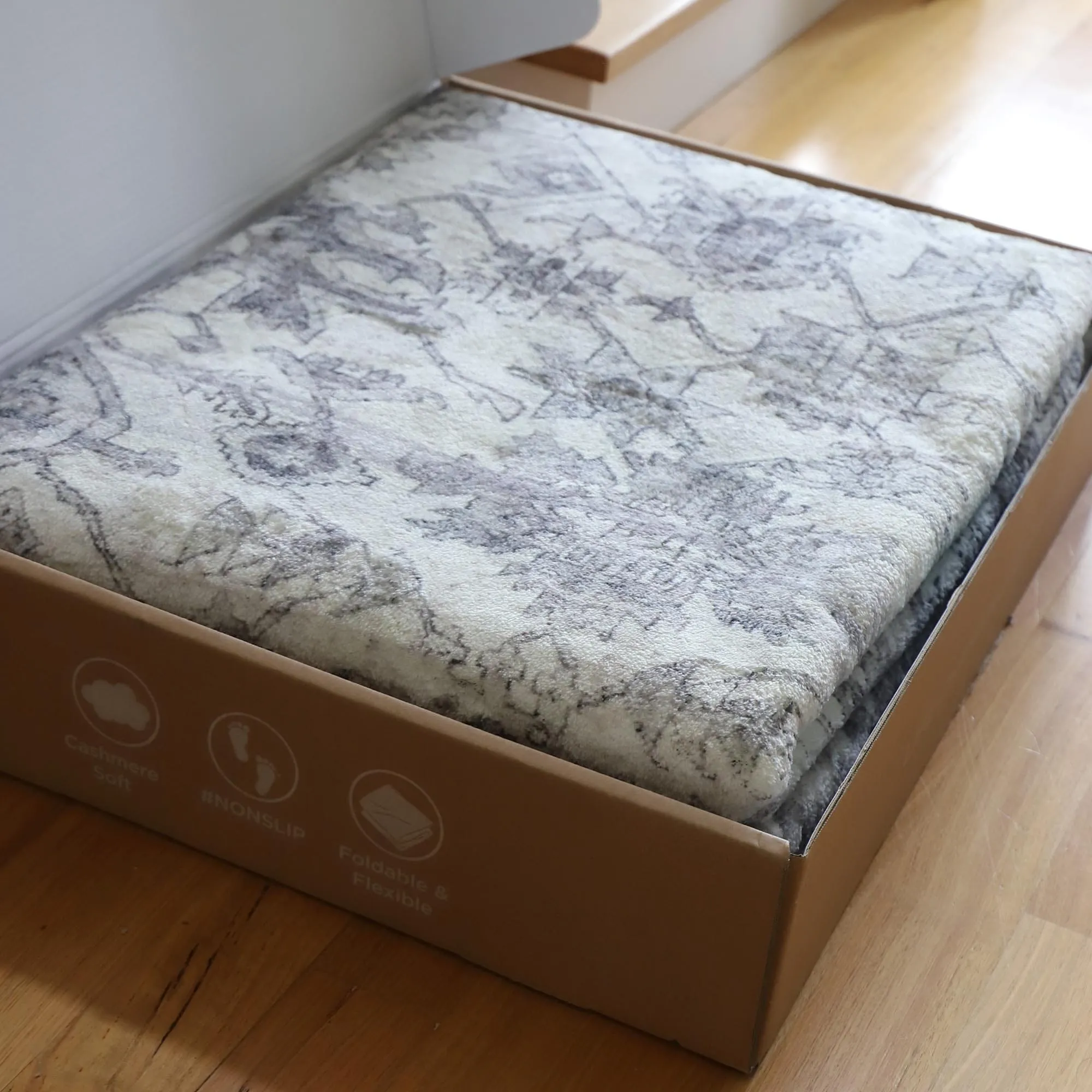 Calliope Grey and Ivory Distressed Washable Rug *NO RETURNS UNLESS FAULTY