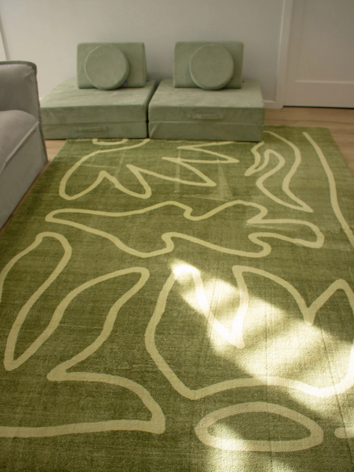 Canali Green Hand Drawn Washable Rug