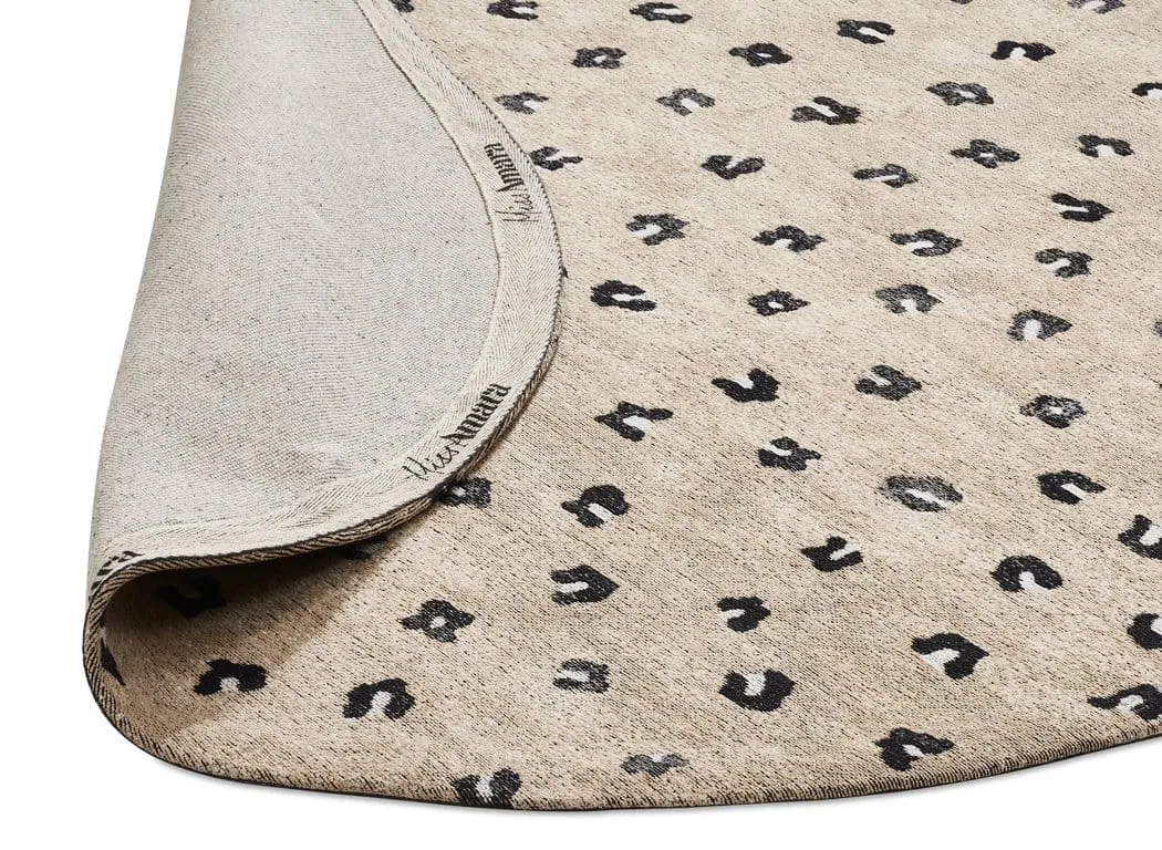 Candice Beige Round Leopard Animal Pattern Rug *NO RETURNS UNLESS FAULTY