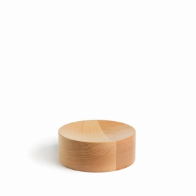 Catchall Dish in Maplenordic minimalist vase