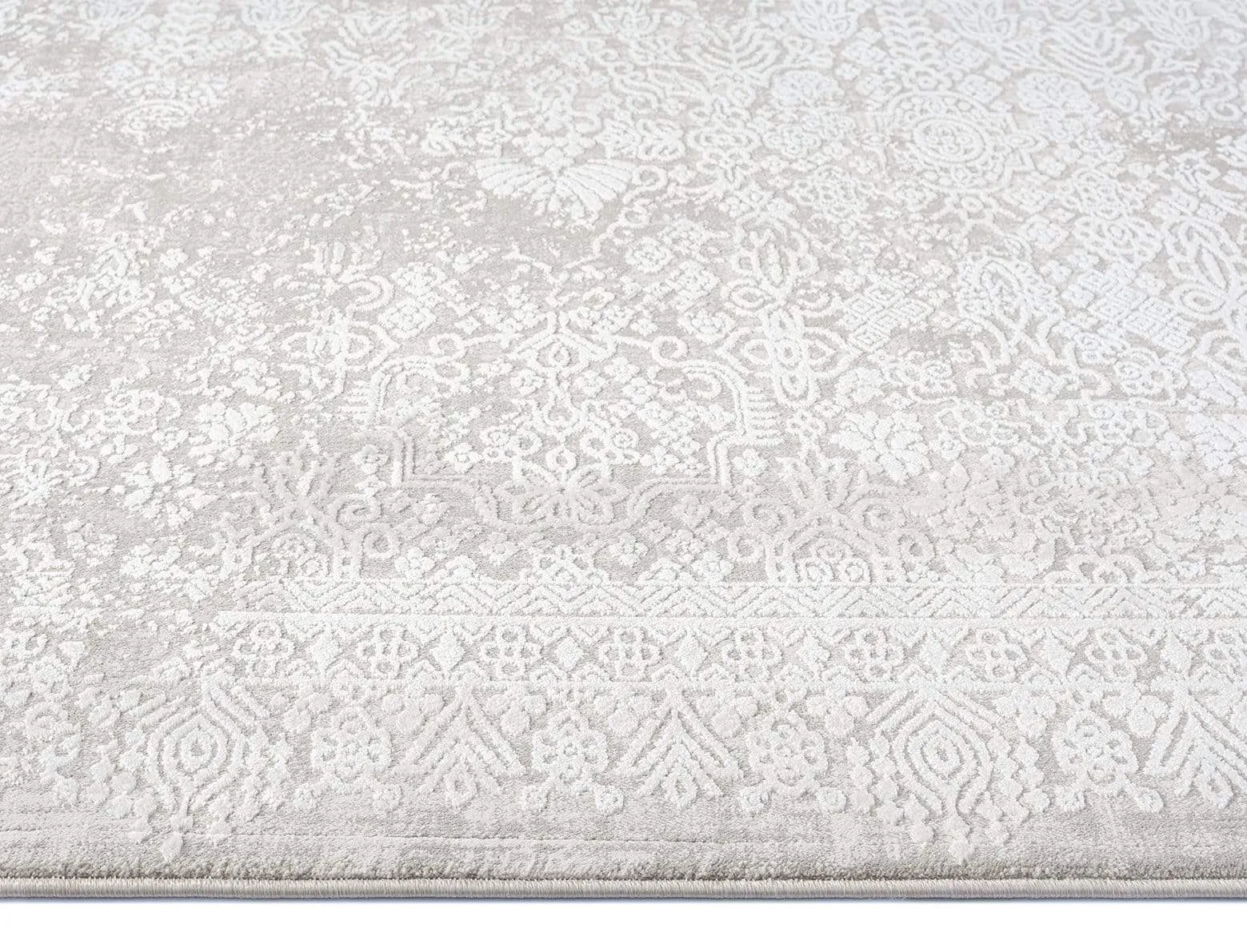 Cecilia Grey and Ivory Distressed Floral Rug *NO RETURNS UNLESS FAULTY