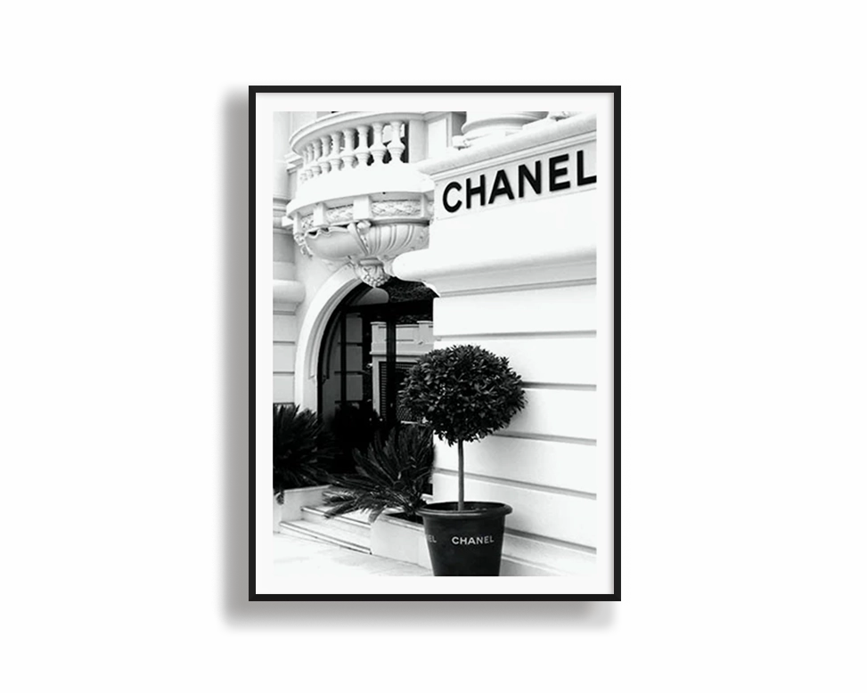 Chanel Boutiquenordic style wall decor
