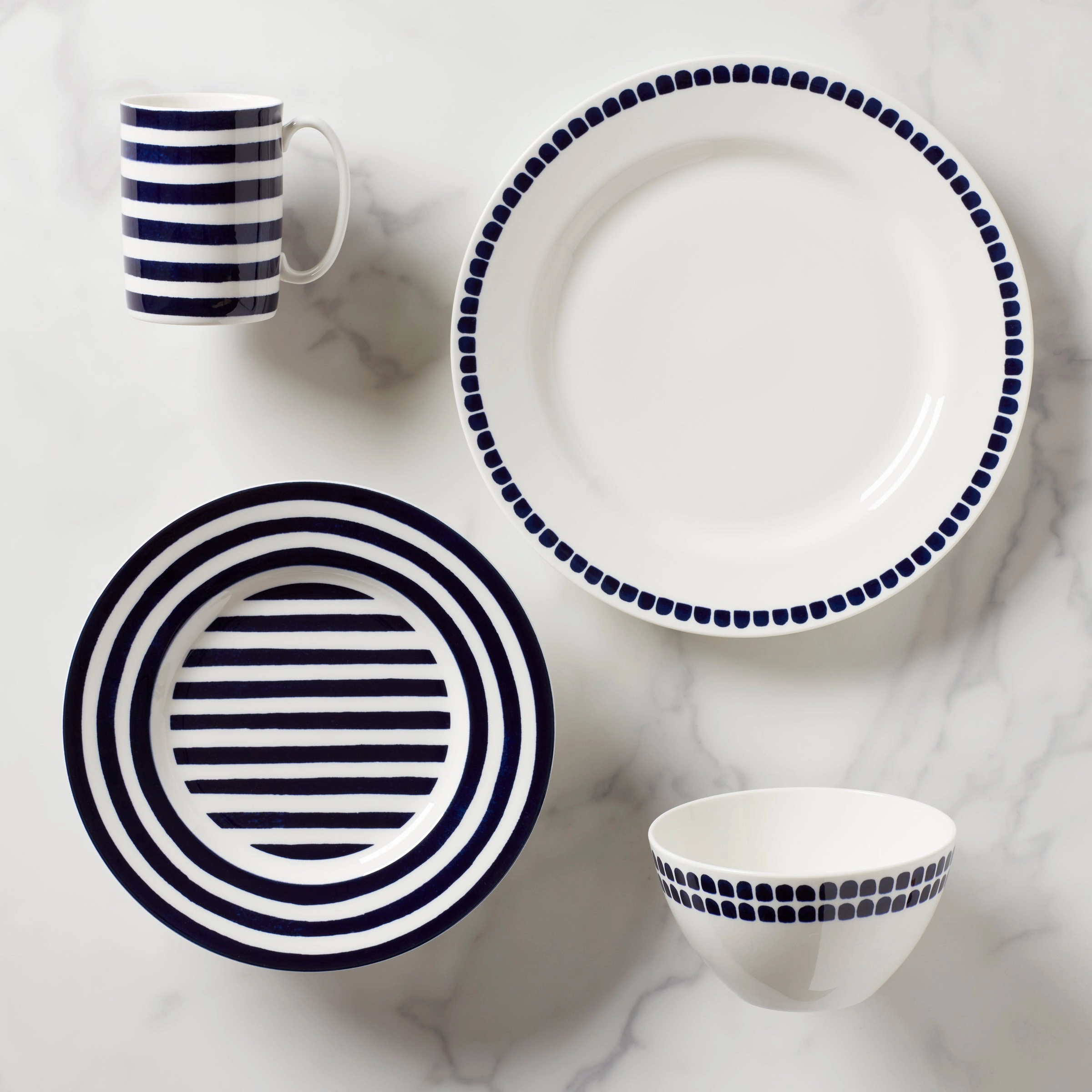 Charlotte Street North 4-Piece Place Settingmodern kitchen decor ,kitchen dinner set ,dinnerware 