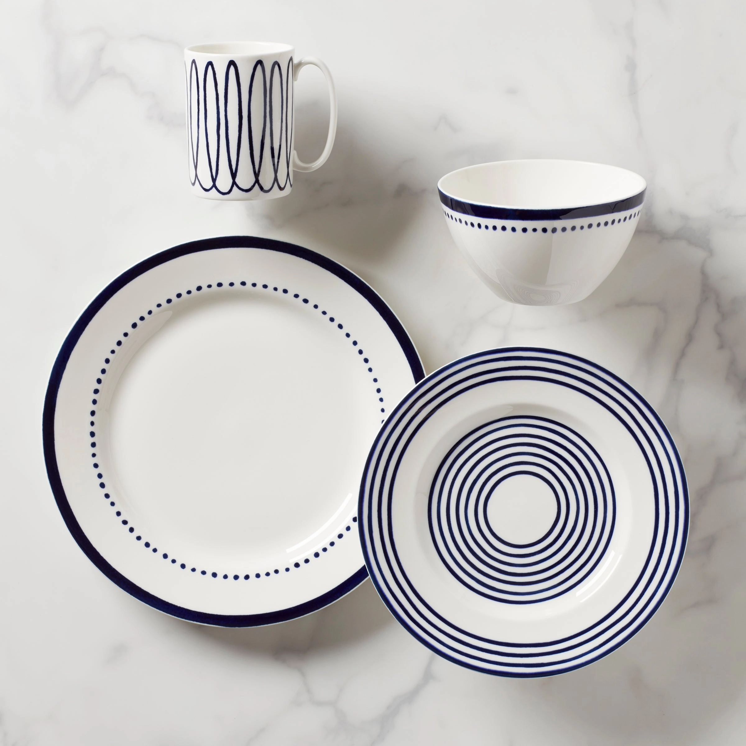 Charlotte Street West 4-Piece Place Settingmodern kitchen decor ,kitchen dinner set ,dinnerware 